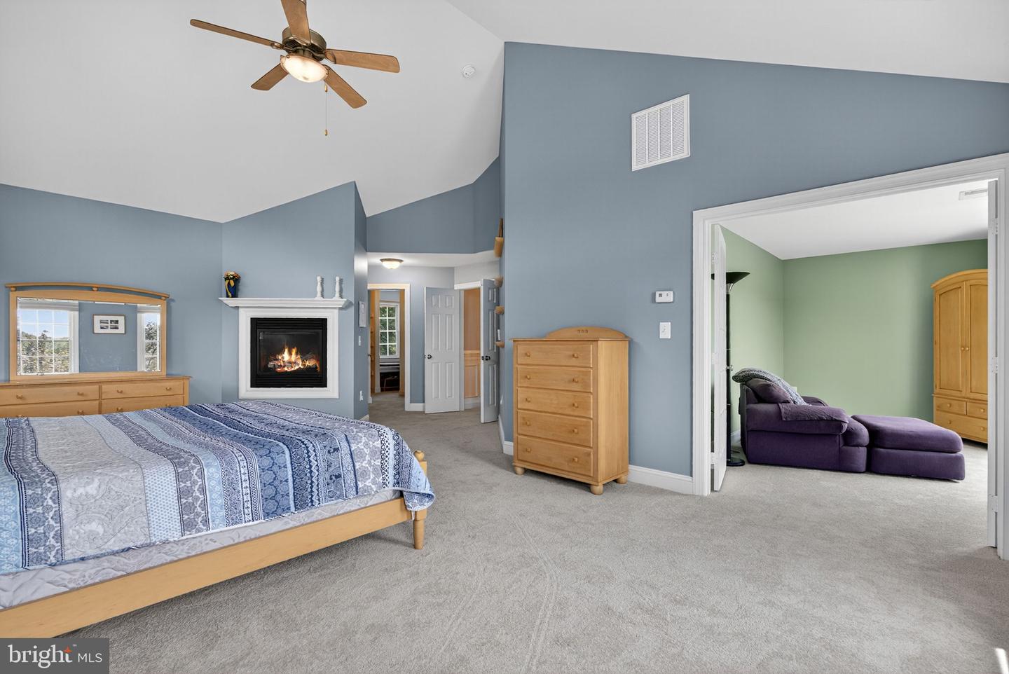 16904 GOLDEN LEAF CT, HAMILTON, Virginia 20158, 4 Bedrooms Bedrooms, ,5 BathroomsBathrooms,Residential,For sale,16904 GOLDEN LEAF CT,VALO2101162 MLS # VALO2101162