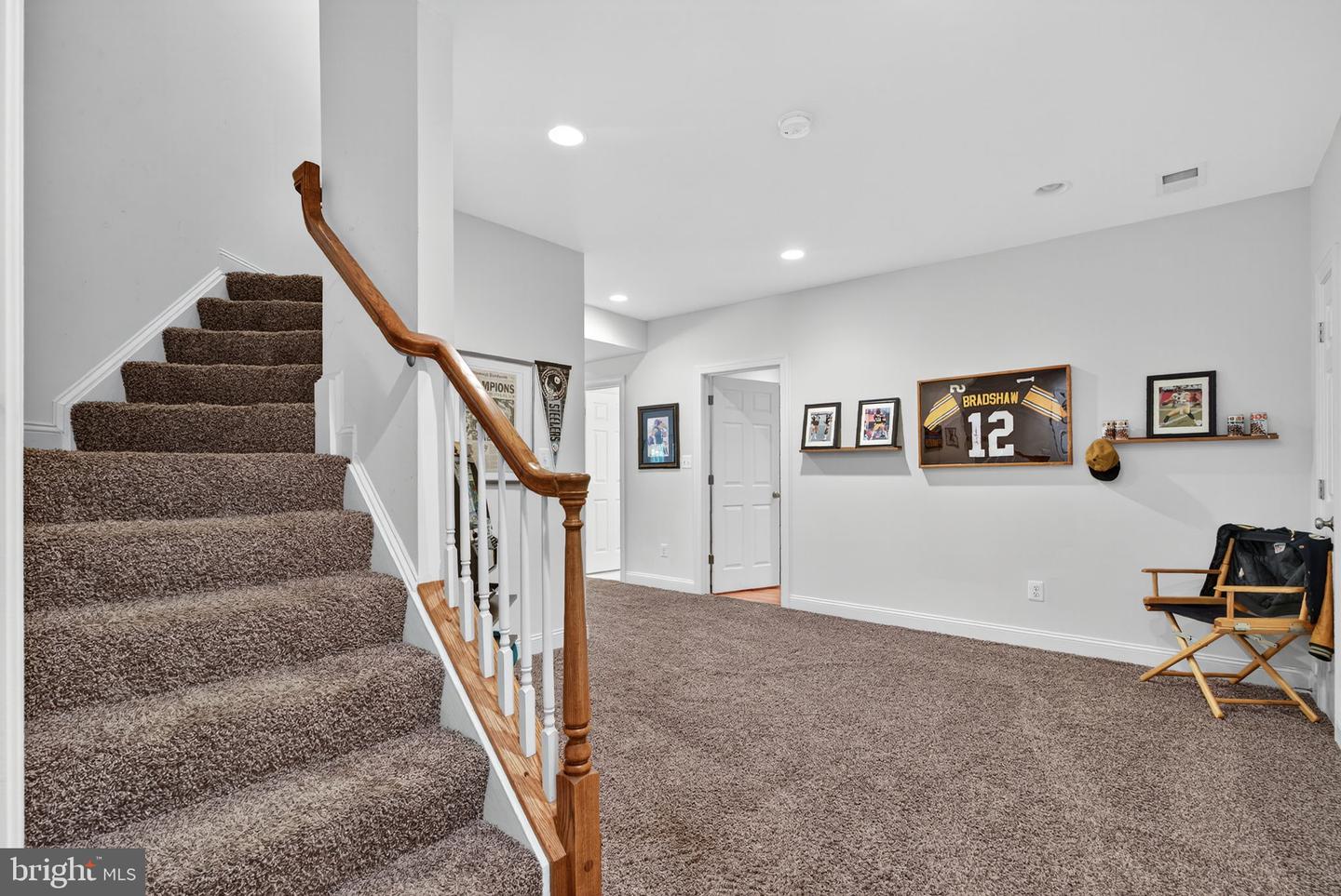 16904 GOLDEN LEAF CT, HAMILTON, Virginia 20158, 4 Bedrooms Bedrooms, ,5 BathroomsBathrooms,Residential,For sale,16904 GOLDEN LEAF CT,VALO2101162 MLS # VALO2101162