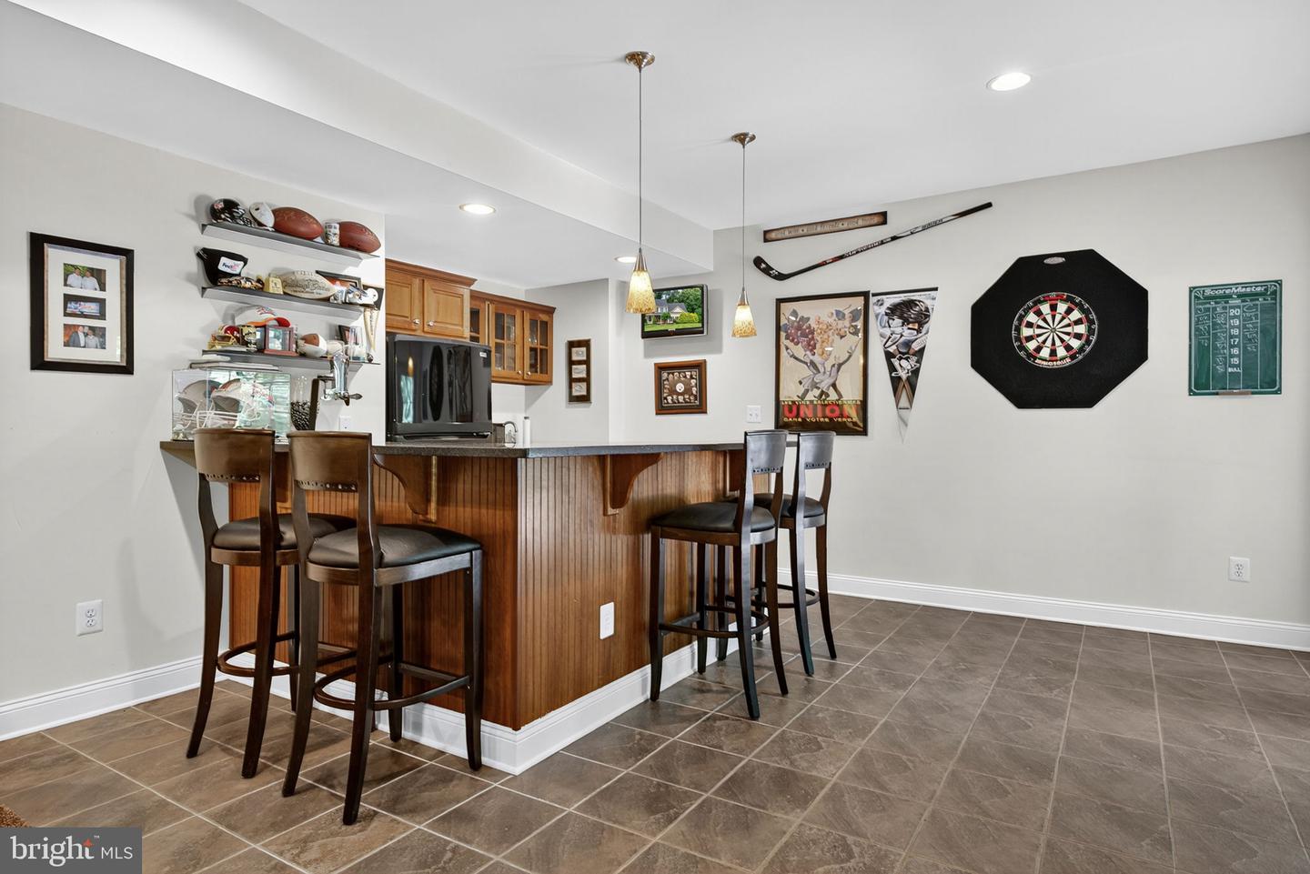 16904 GOLDEN LEAF CT, HAMILTON, Virginia 20158, 4 Bedrooms Bedrooms, ,5 BathroomsBathrooms,Residential,For sale,16904 GOLDEN LEAF CT,VALO2101162 MLS # VALO2101162