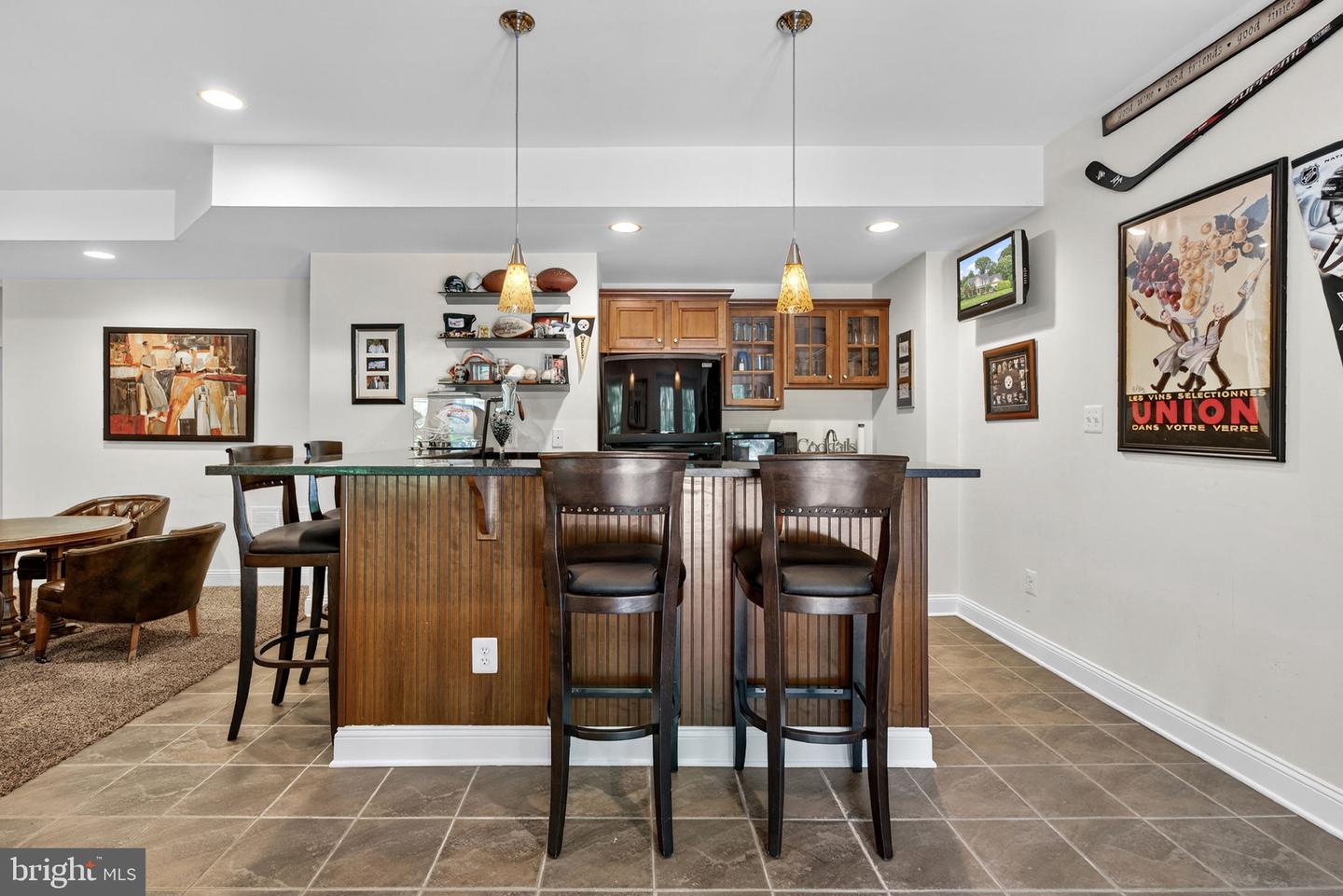 16904 GOLDEN LEAF CT, HAMILTON, Virginia 20158, 4 Bedrooms Bedrooms, ,5 BathroomsBathrooms,Residential,For sale,16904 GOLDEN LEAF CT,VALO2101162 MLS # VALO2101162