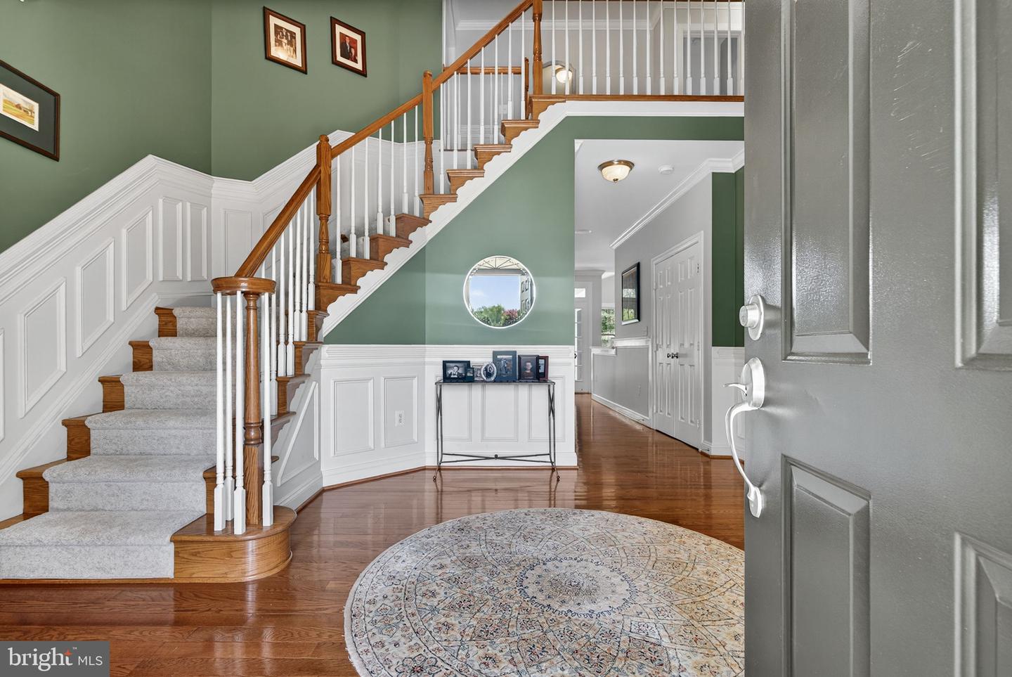 16904 GOLDEN LEAF CT, HAMILTON, Virginia 20158, 4 Bedrooms Bedrooms, ,5 BathroomsBathrooms,Residential,For sale,16904 GOLDEN LEAF CT,VALO2101162 MLS # VALO2101162