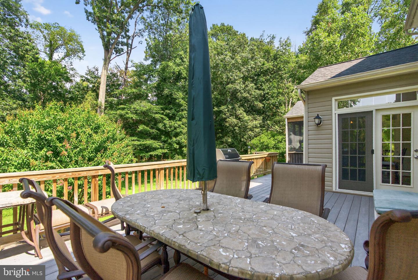 16904 GOLDEN LEAF CT, HAMILTON, Virginia 20158, 4 Bedrooms Bedrooms, ,5 BathroomsBathrooms,Residential,For sale,16904 GOLDEN LEAF CT,VALO2101162 MLS # VALO2101162