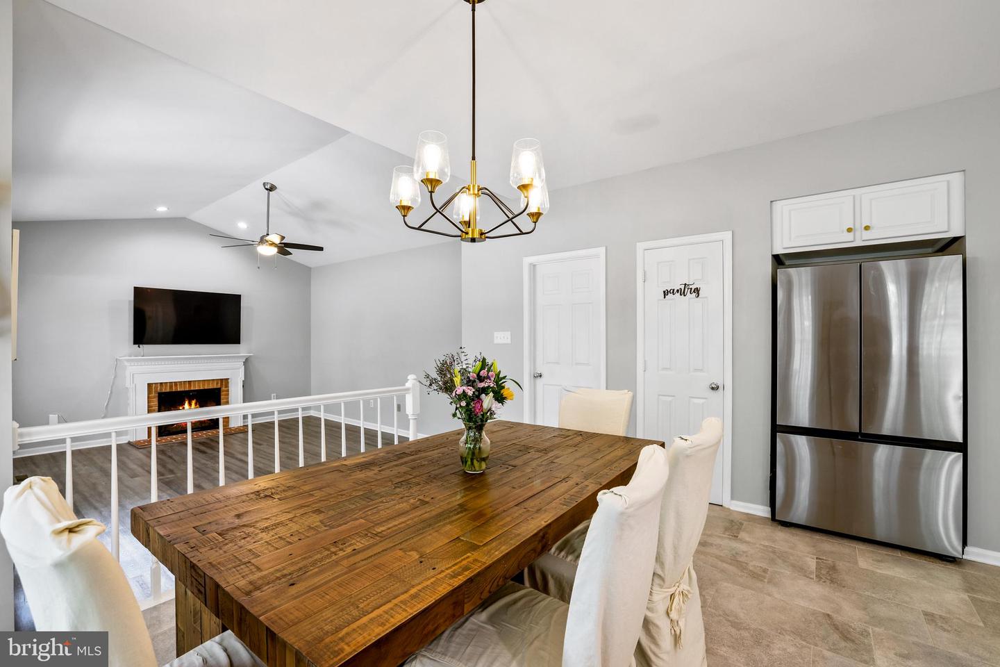 408 TUDOR CT NE, LEESBURG, Virginia 20176, 5 Bedrooms Bedrooms, ,3 BathroomsBathrooms,Residential,For sale,408 TUDOR CT NE,VALO2101164 MLS # VALO2101164