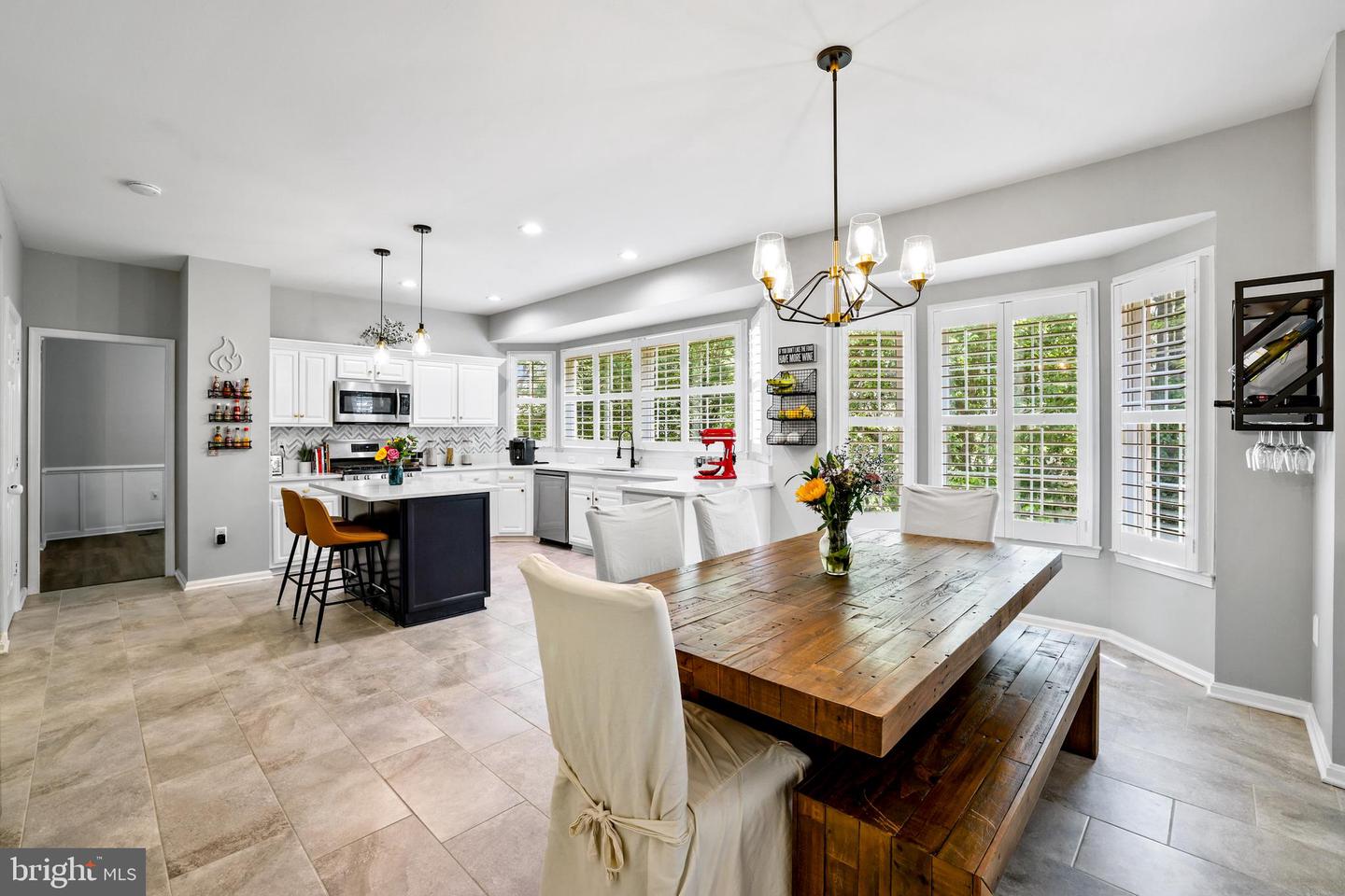 408 TUDOR CT NE, LEESBURG, Virginia 20176, 5 Bedrooms Bedrooms, ,3 BathroomsBathrooms,Residential,For sale,408 TUDOR CT NE,VALO2101164 MLS # VALO2101164
