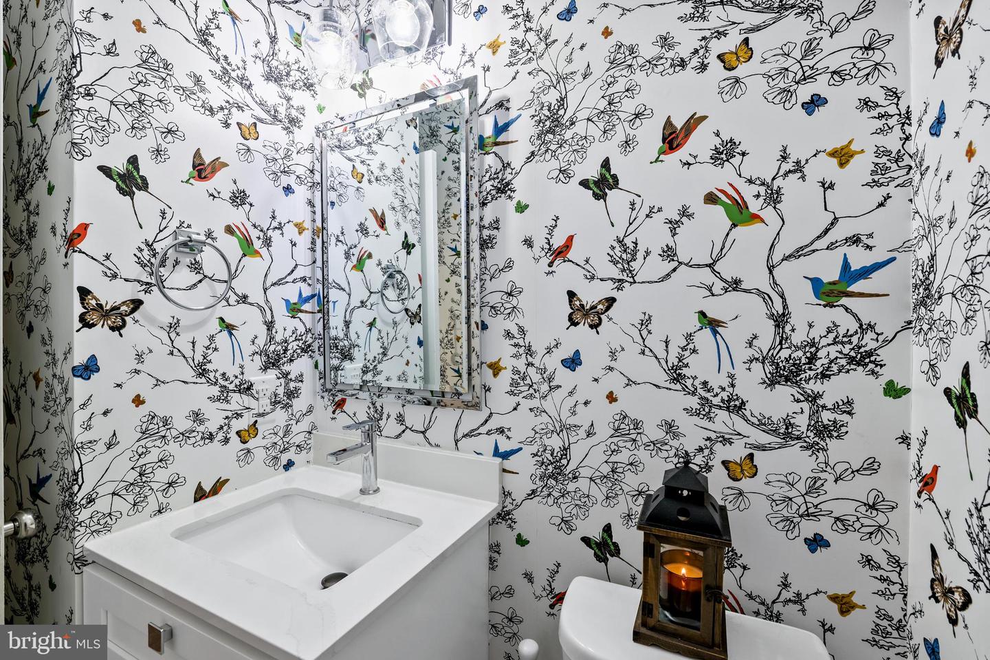 408 TUDOR CT NE, LEESBURG, Virginia 20176, 5 Bedrooms Bedrooms, ,3 BathroomsBathrooms,Residential,For sale,408 TUDOR CT NE,VALO2101164 MLS # VALO2101164