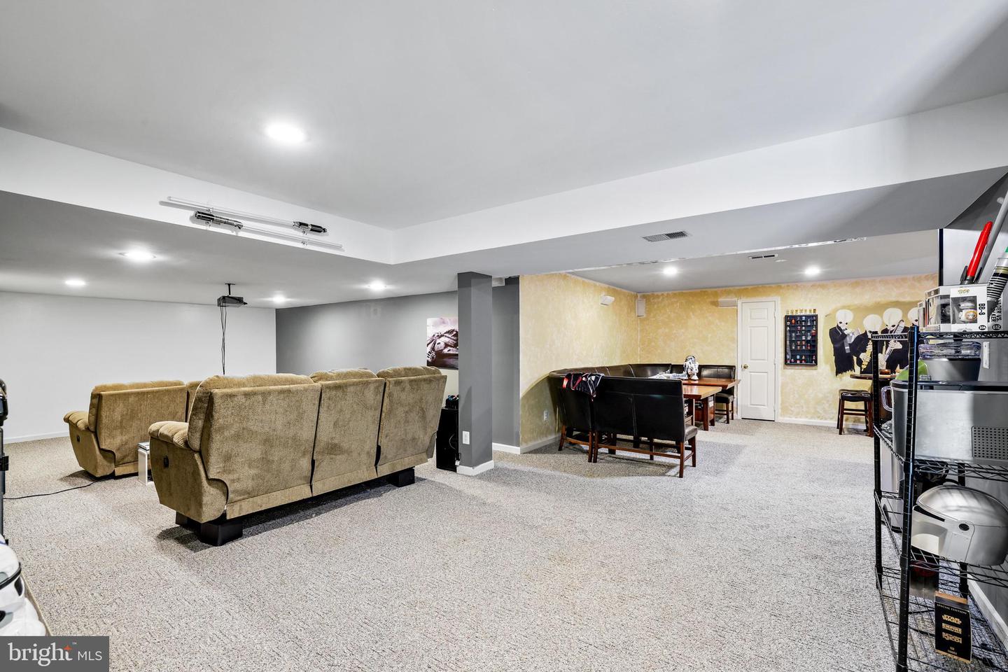 408 TUDOR CT NE, LEESBURG, Virginia 20176, 5 Bedrooms Bedrooms, ,3 BathroomsBathrooms,Residential,For sale,408 TUDOR CT NE,VALO2101164 MLS # VALO2101164