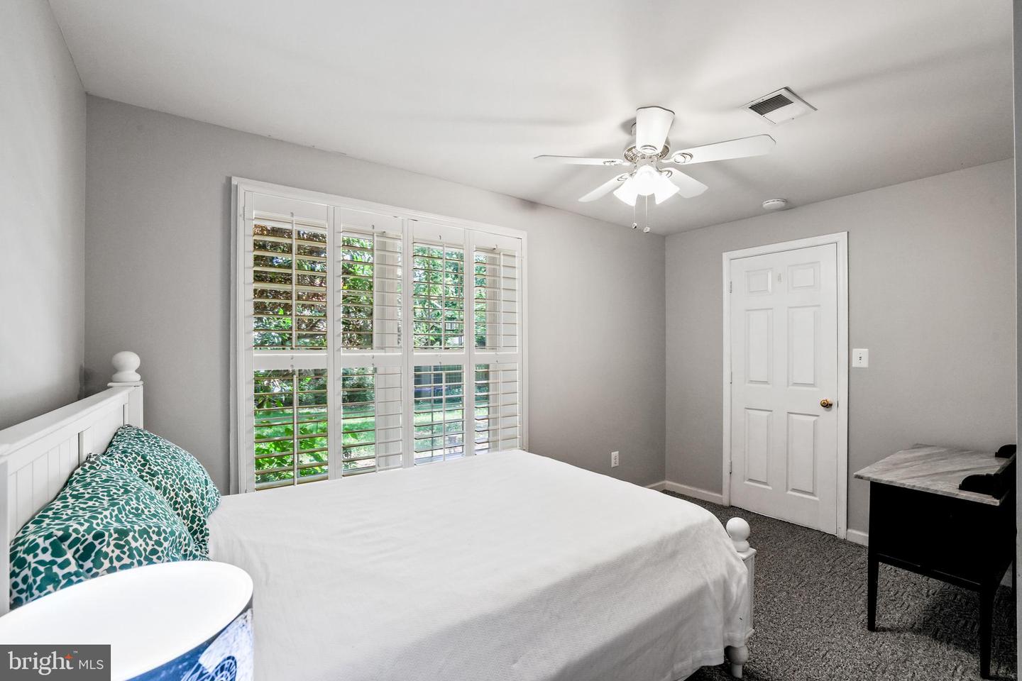 408 TUDOR CT NE, LEESBURG, Virginia 20176, 5 Bedrooms Bedrooms, ,3 BathroomsBathrooms,Residential,For sale,408 TUDOR CT NE,VALO2101164 MLS # VALO2101164