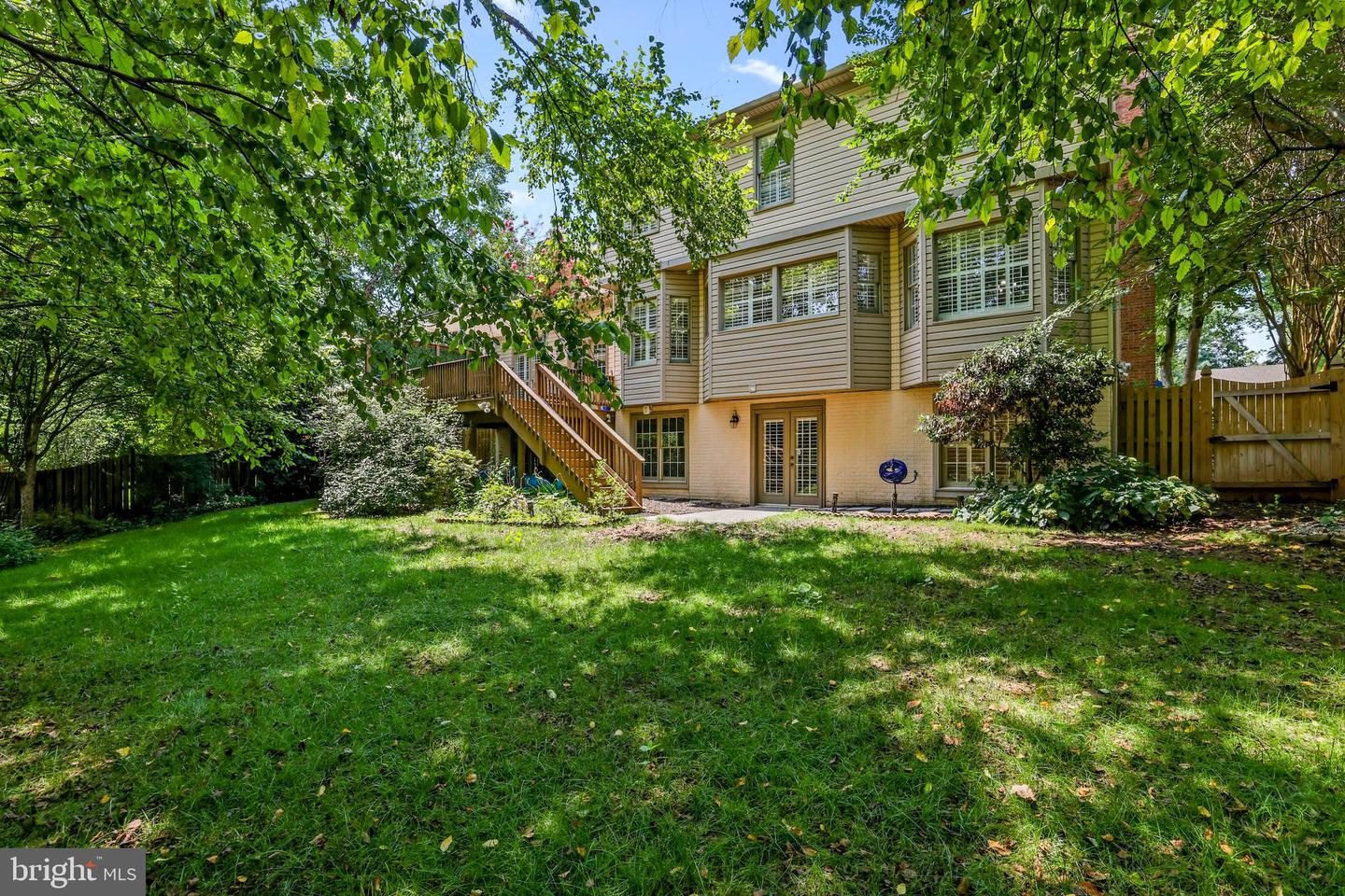 408 TUDOR CT NE, LEESBURG, Virginia 20176, 5 Bedrooms Bedrooms, ,3 BathroomsBathrooms,Residential,For sale,408 TUDOR CT NE,VALO2101164 MLS # VALO2101164