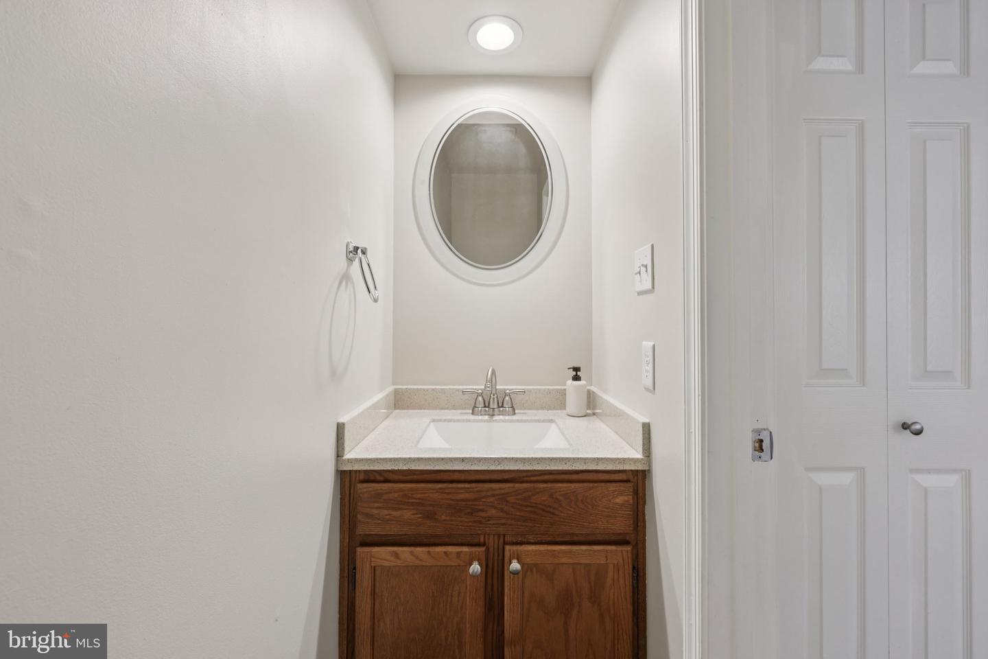 5920 GUNTHER CT, CENTREVILLE, Virginia 20120, 3 Bedrooms Bedrooms, ,2 BathroomsBathrooms,Residential,For sale,5920 GUNTHER CT,VAFX2253518 MLS # VAFX2253518
