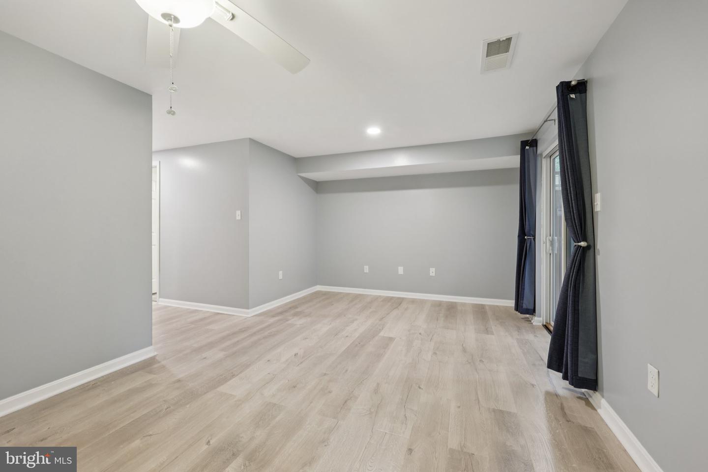5920 GUNTHER CT, CENTREVILLE, Virginia 20120, 3 Bedrooms Bedrooms, ,2 BathroomsBathrooms,Residential,For sale,5920 GUNTHER CT,VAFX2253518 MLS # VAFX2253518