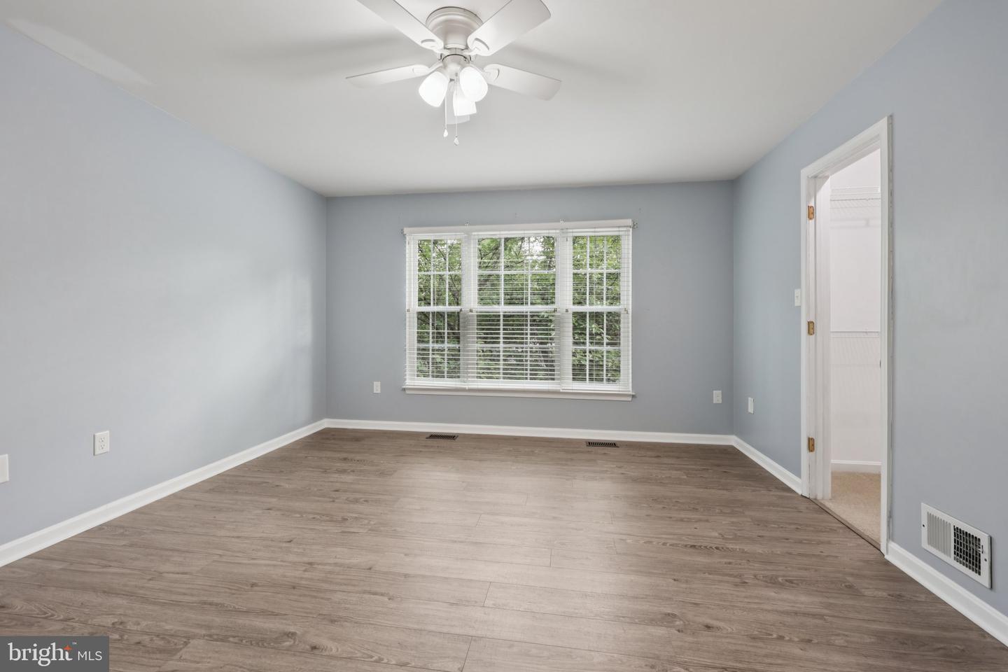 5920 GUNTHER CT, CENTREVILLE, Virginia 20120, 3 Bedrooms Bedrooms, ,2 BathroomsBathrooms,Residential,For sale,5920 GUNTHER CT,VAFX2253518 MLS # VAFX2253518