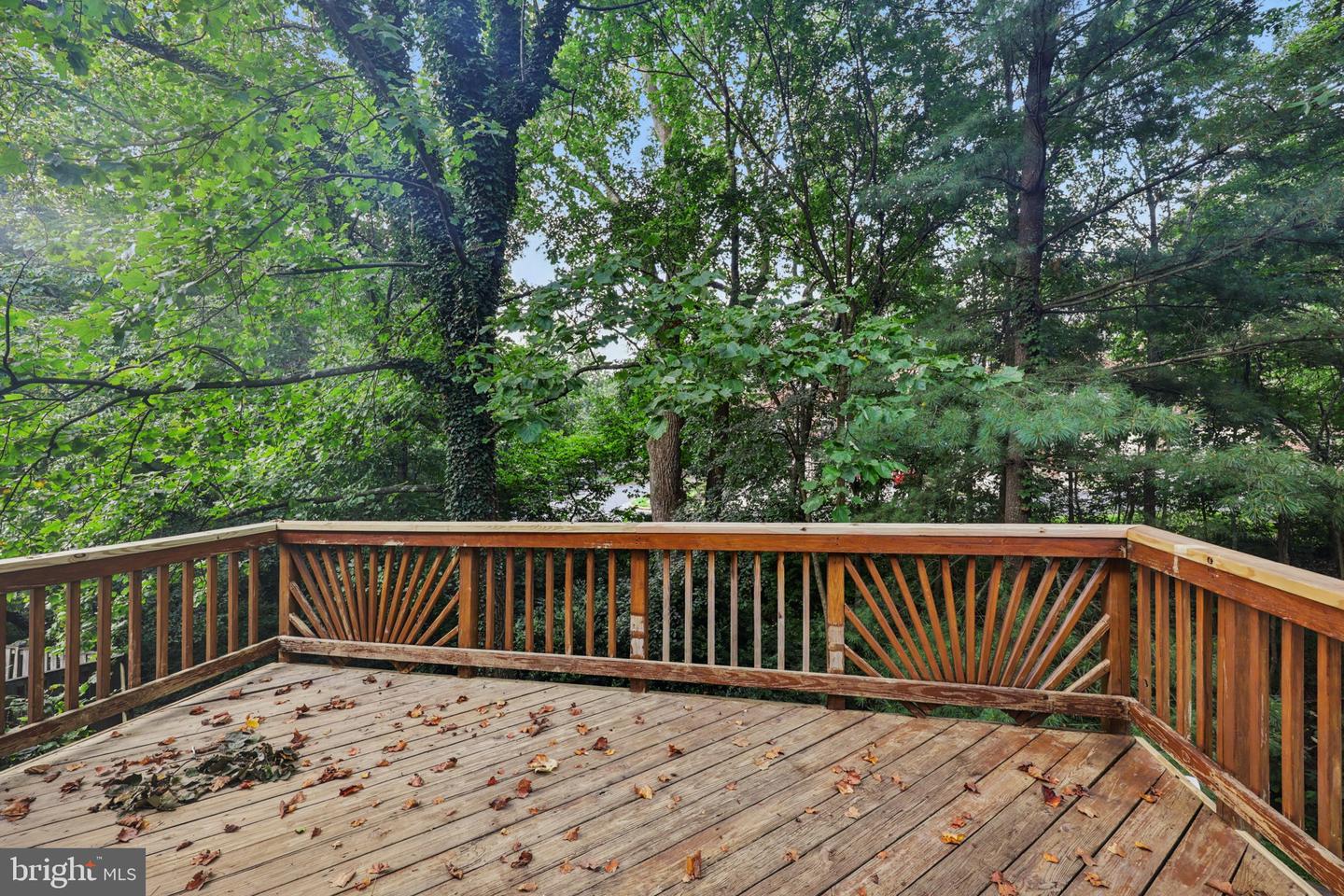 5920 GUNTHER CT, CENTREVILLE, Virginia 20120, 3 Bedrooms Bedrooms, ,2 BathroomsBathrooms,Residential,For sale,5920 GUNTHER CT,VAFX2253518 MLS # VAFX2253518