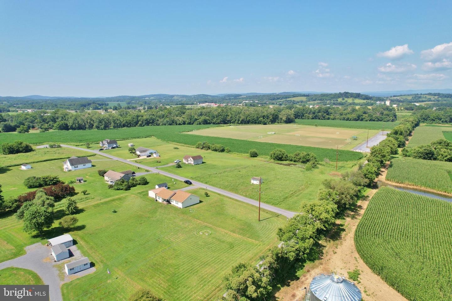 39 SUMMERS LN, NEW MARKET, Virginia 22844, 3 Bedrooms Bedrooms, ,2 BathroomsBathrooms,Residential,For sale,39 SUMMERS LN,VASH2011922 MLS # VASH2011922