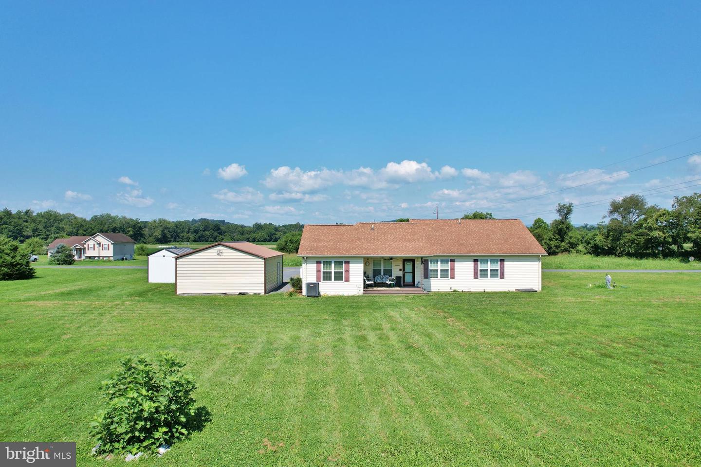 39 SUMMERS LN, NEW MARKET, Virginia 22844, 3 Bedrooms Bedrooms, ,2 BathroomsBathrooms,Residential,For sale,39 SUMMERS LN,VASH2011922 MLS # VASH2011922