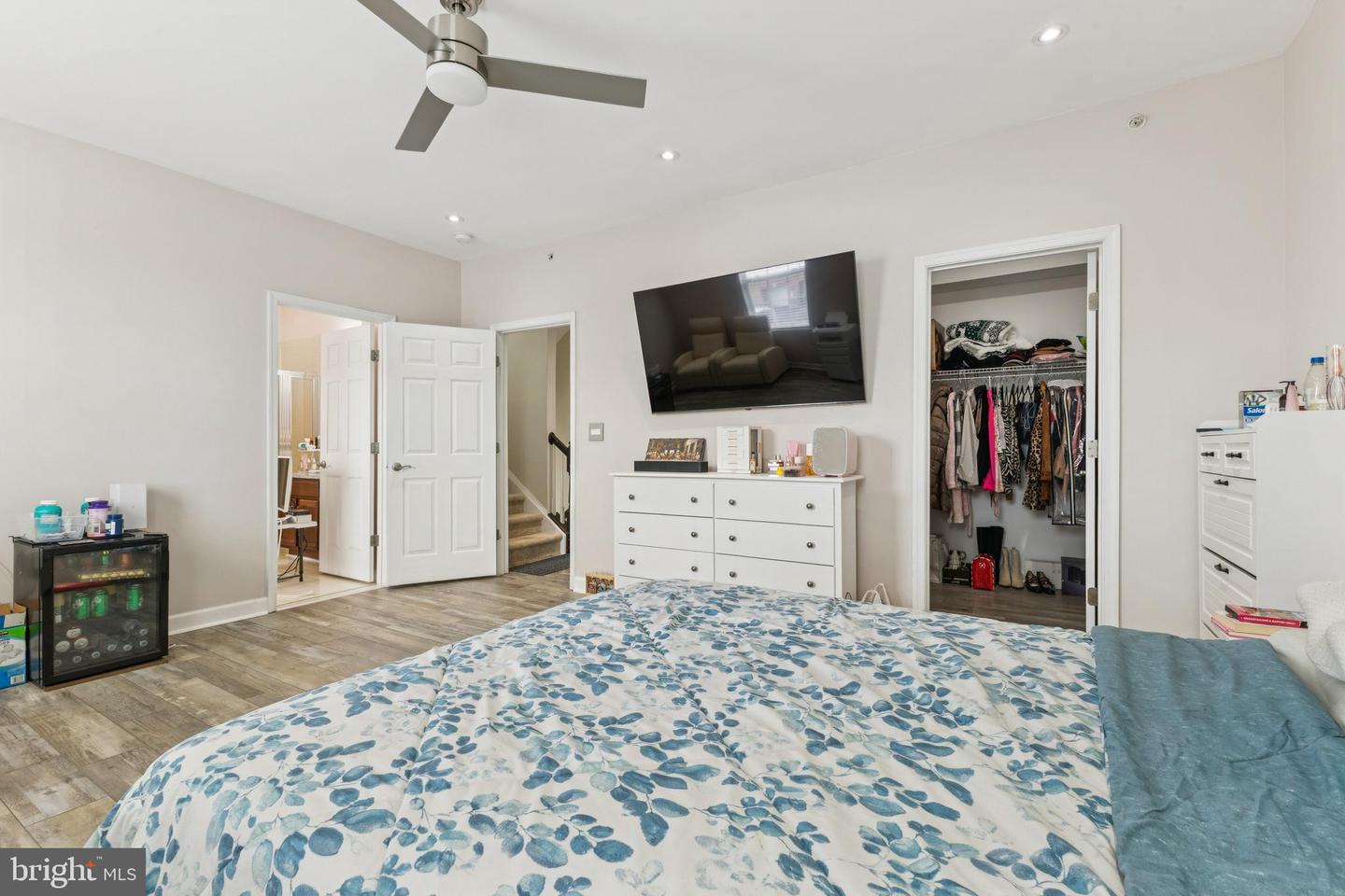 6831 HAMPTON BAY LN, GAINESVILLE, Virginia 20155, 3 Bedrooms Bedrooms, ,2 BathroomsBathrooms,Residential,For sale,6831 HAMPTON BAY LN,VAPW2098624 MLS # VAPW2098624