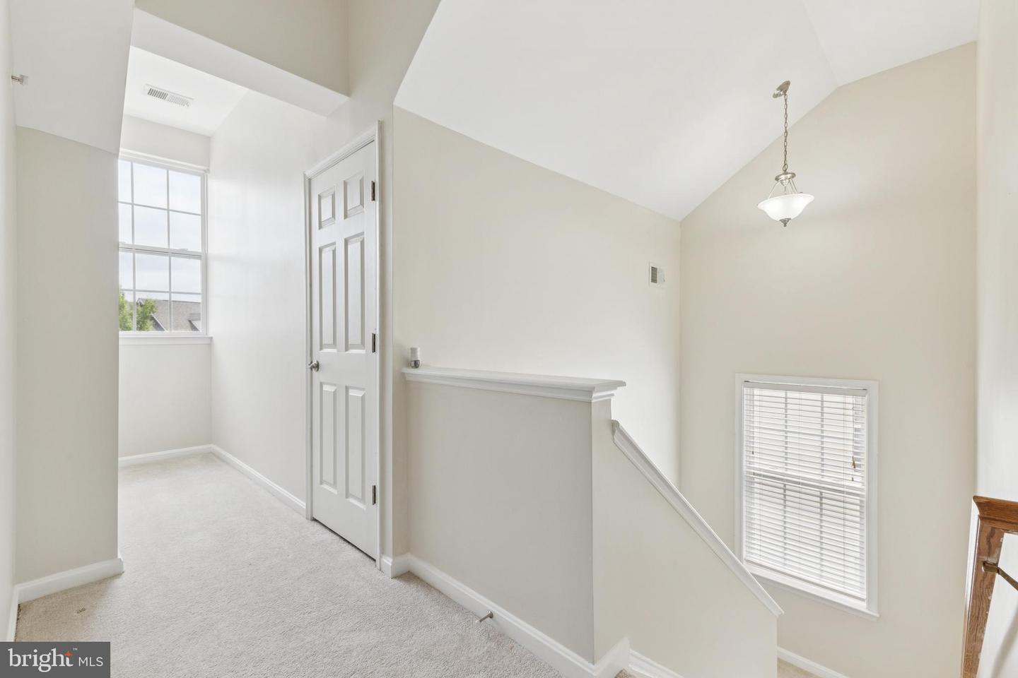 6831 HAMPTON BAY LN, GAINESVILLE, Virginia 20155, 3 Bedrooms Bedrooms, ,2 BathroomsBathrooms,Residential,For sale,6831 HAMPTON BAY LN,VAPW2098624 MLS # VAPW2098624