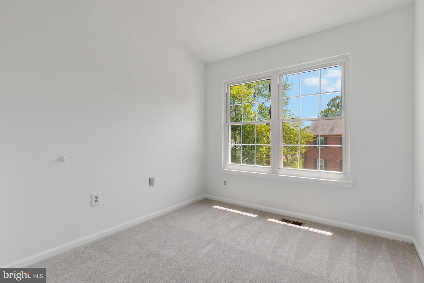 7761 ASTERELLA CT, SPRINGFIELD, Virginia 22152, 3 Bedrooms Bedrooms, ,2 BathroomsBathrooms,Residential,For sale,7761 ASTERELLA CT,VAFX2254204 MLS # VAFX2254204