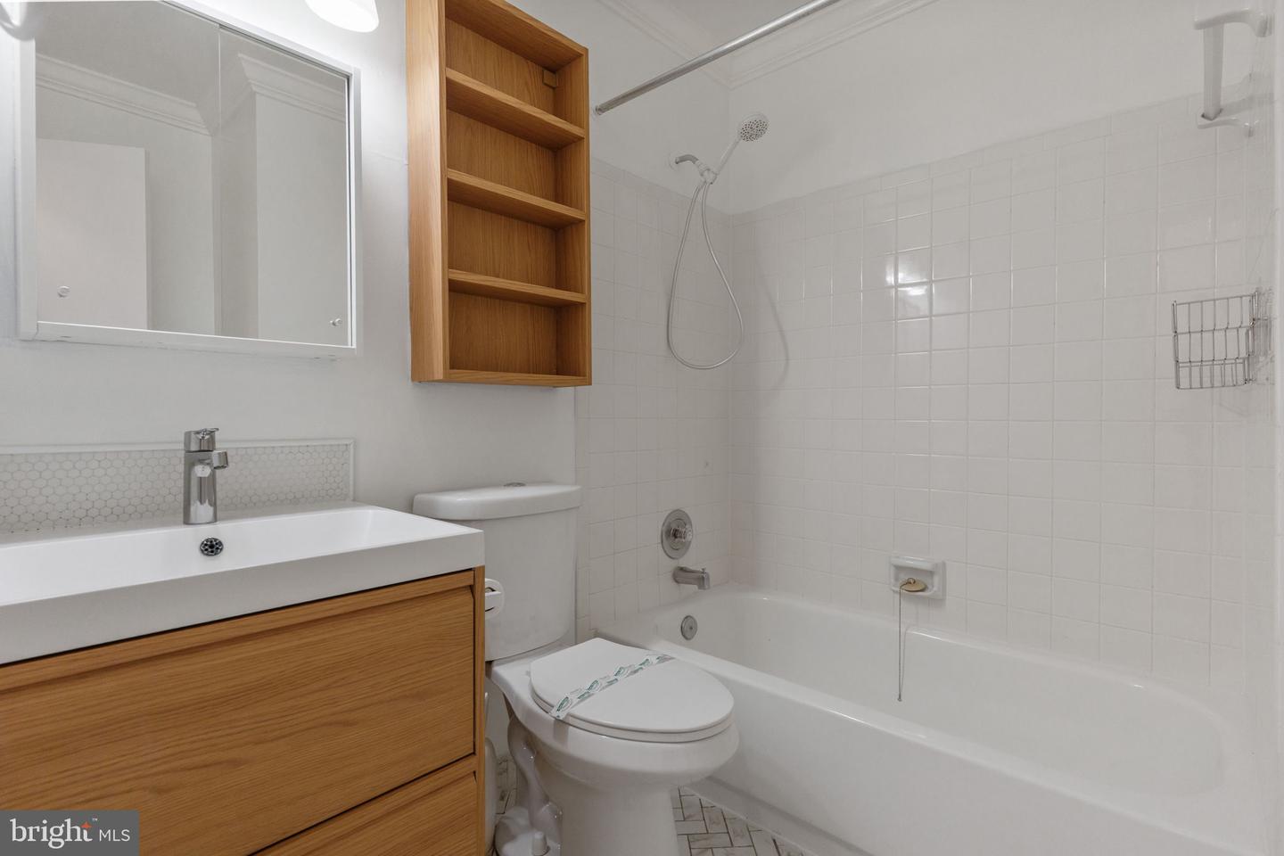 7761 ASTERELLA CT, SPRINGFIELD, Virginia 22152, 3 Bedrooms Bedrooms, ,2 BathroomsBathrooms,Residential,For sale,7761 ASTERELLA CT,VAFX2254204 MLS # VAFX2254204