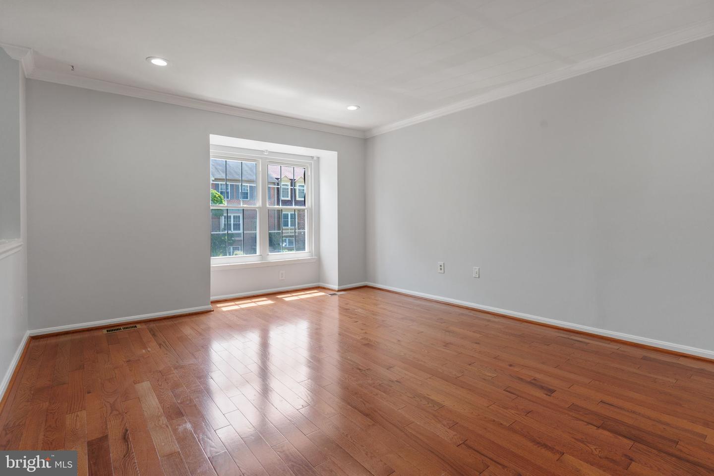 7761 ASTERELLA CT, SPRINGFIELD, Virginia 22152, 3 Bedrooms Bedrooms, ,2 BathroomsBathrooms,Residential,For sale,7761 ASTERELLA CT,VAFX2254204 MLS # VAFX2254204
