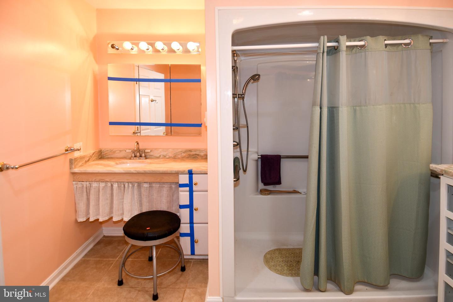 3203 RIVERVIEW DR, TRIANGLE, Virginia 22172, 4 Bedrooms Bedrooms, ,3 BathroomsBathrooms,Residential,For sale,3203 RIVERVIEW DR,VAPW2098798 MLS # VAPW2098798