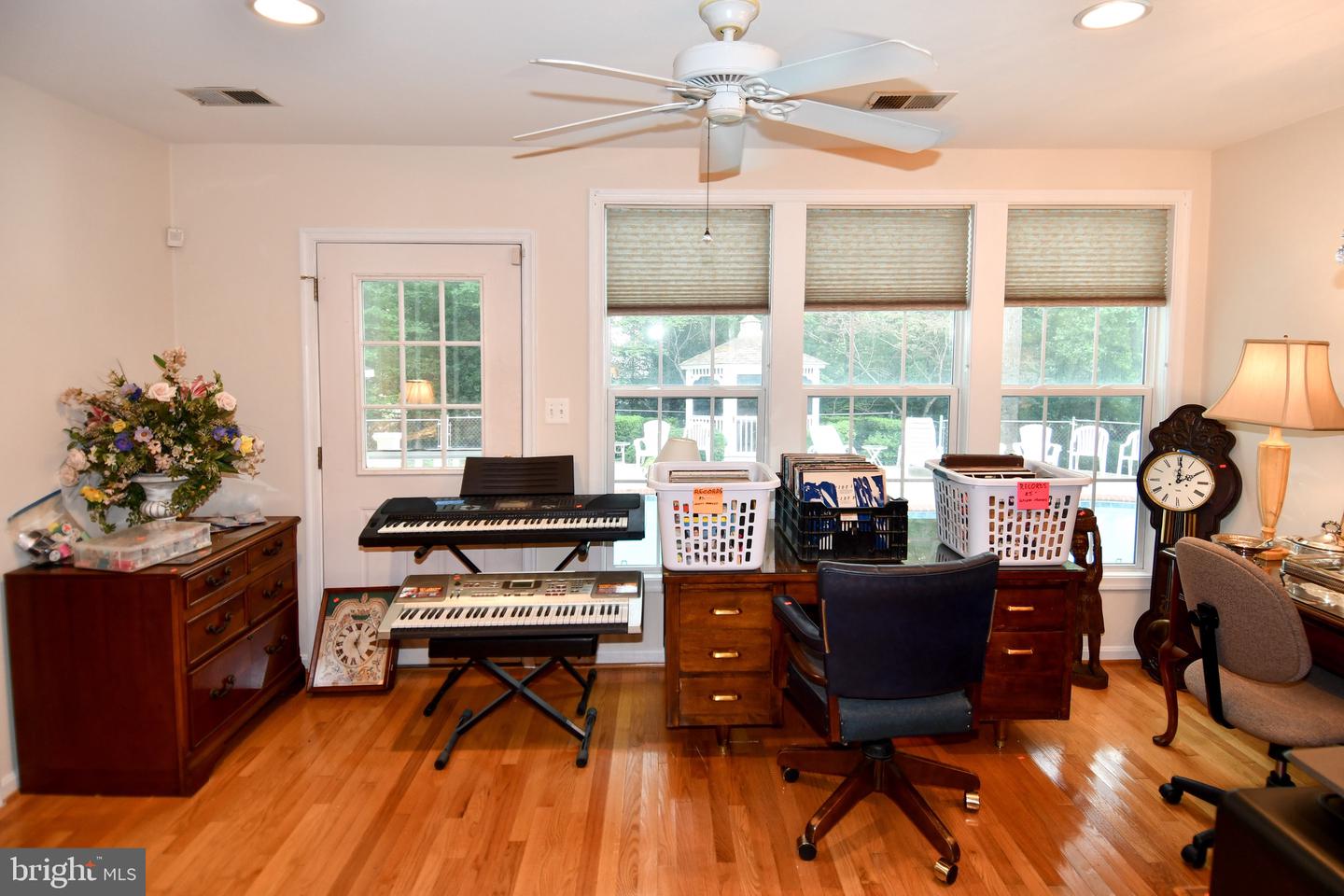3203 RIVERVIEW DR, TRIANGLE, Virginia 22172, 4 Bedrooms Bedrooms, ,3 BathroomsBathrooms,Residential,For sale,3203 RIVERVIEW DR,VAPW2098798 MLS # VAPW2098798