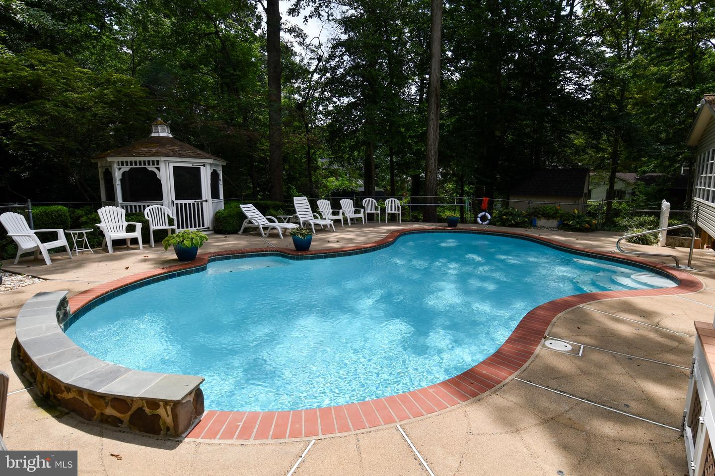 3203 RIVERVIEW DR, TRIANGLE, Virginia 22172, 4 Bedrooms Bedrooms, ,3 BathroomsBathrooms,Residential,For sale,3203 RIVERVIEW DR,VAPW2098798 MLS # VAPW2098798