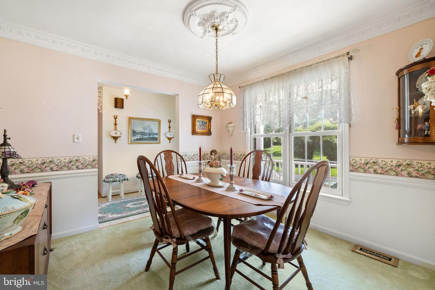 8268 MEADOWS RD, WARRENTON, Virginia 20186, 4 Bedrooms Bedrooms, ,3 BathroomsBathrooms,Residential,For sale,8268 MEADOWS RD,VAFQ2017386 MLS # VAFQ2017386