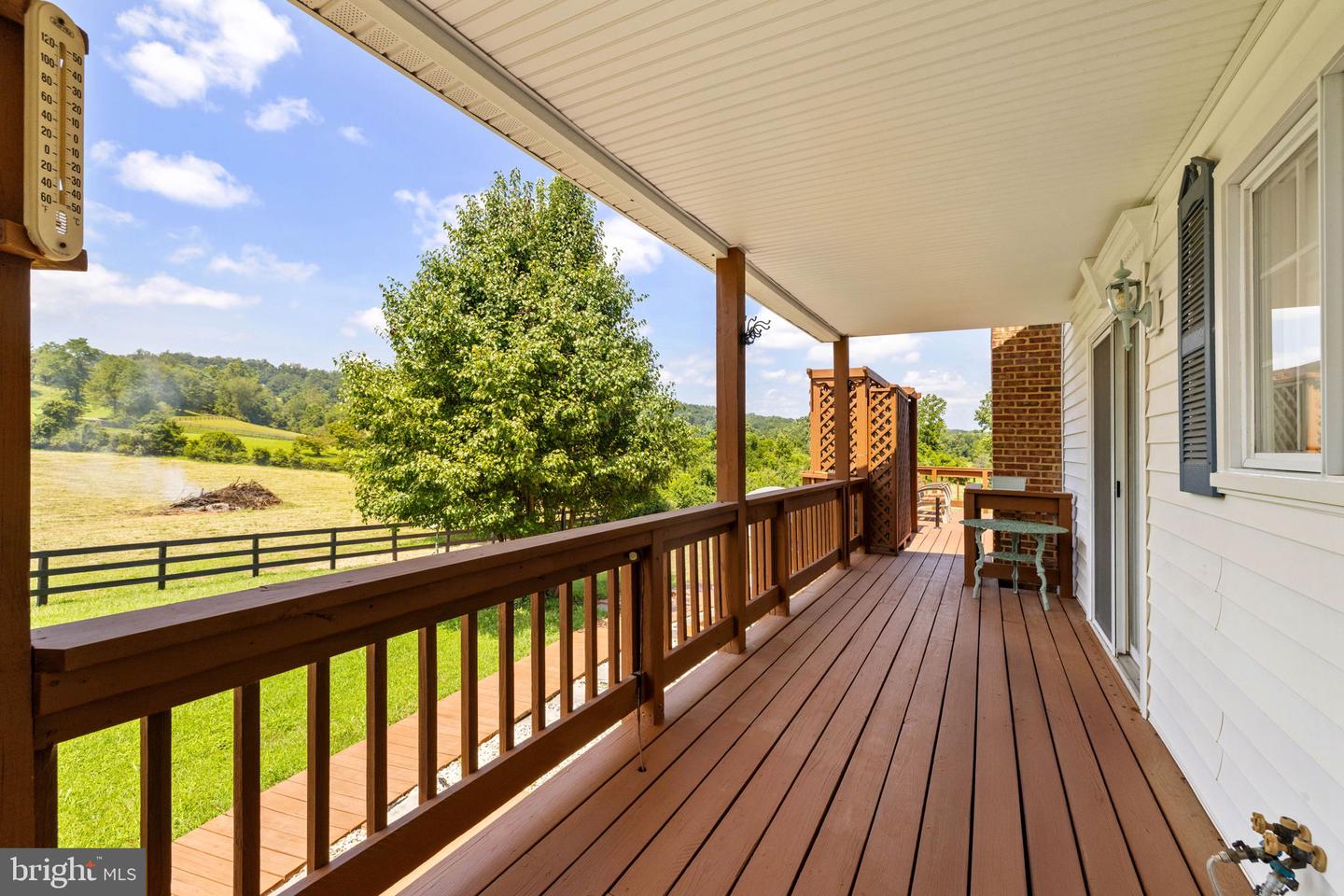 8268 MEADOWS RD, WARRENTON, Virginia 20186, 4 Bedrooms Bedrooms, ,3 BathroomsBathrooms,Residential,For sale,8268 MEADOWS RD,VAFQ2017386 MLS # VAFQ2017386