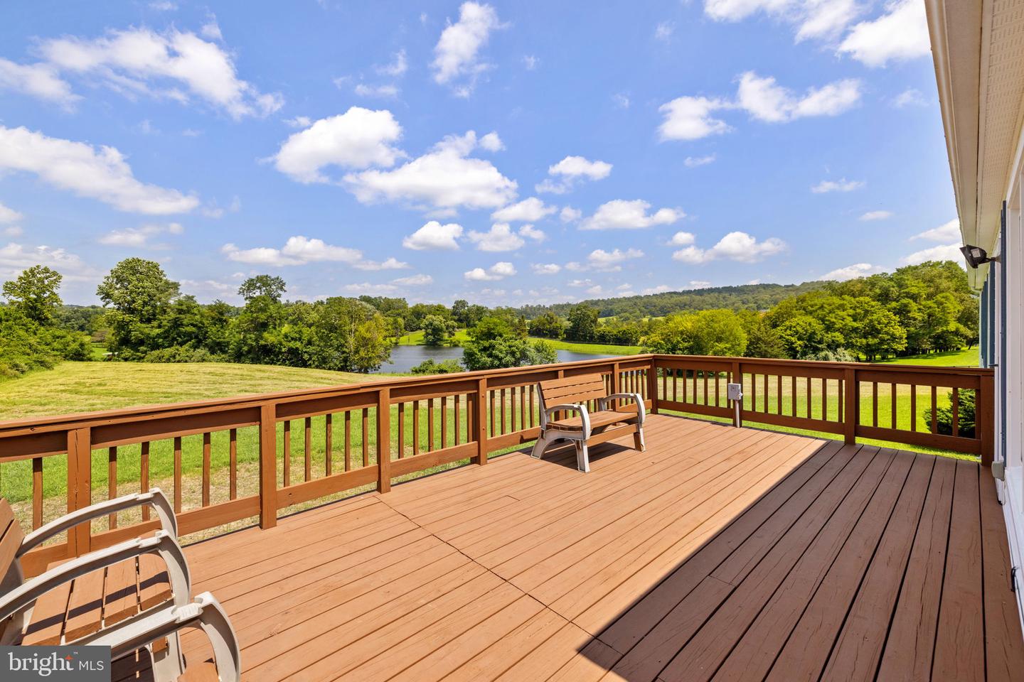 8268 MEADOWS RD, WARRENTON, Virginia 20186, 4 Bedrooms Bedrooms, ,3 BathroomsBathrooms,Residential,For sale,8268 MEADOWS RD,VAFQ2017386 MLS # VAFQ2017386