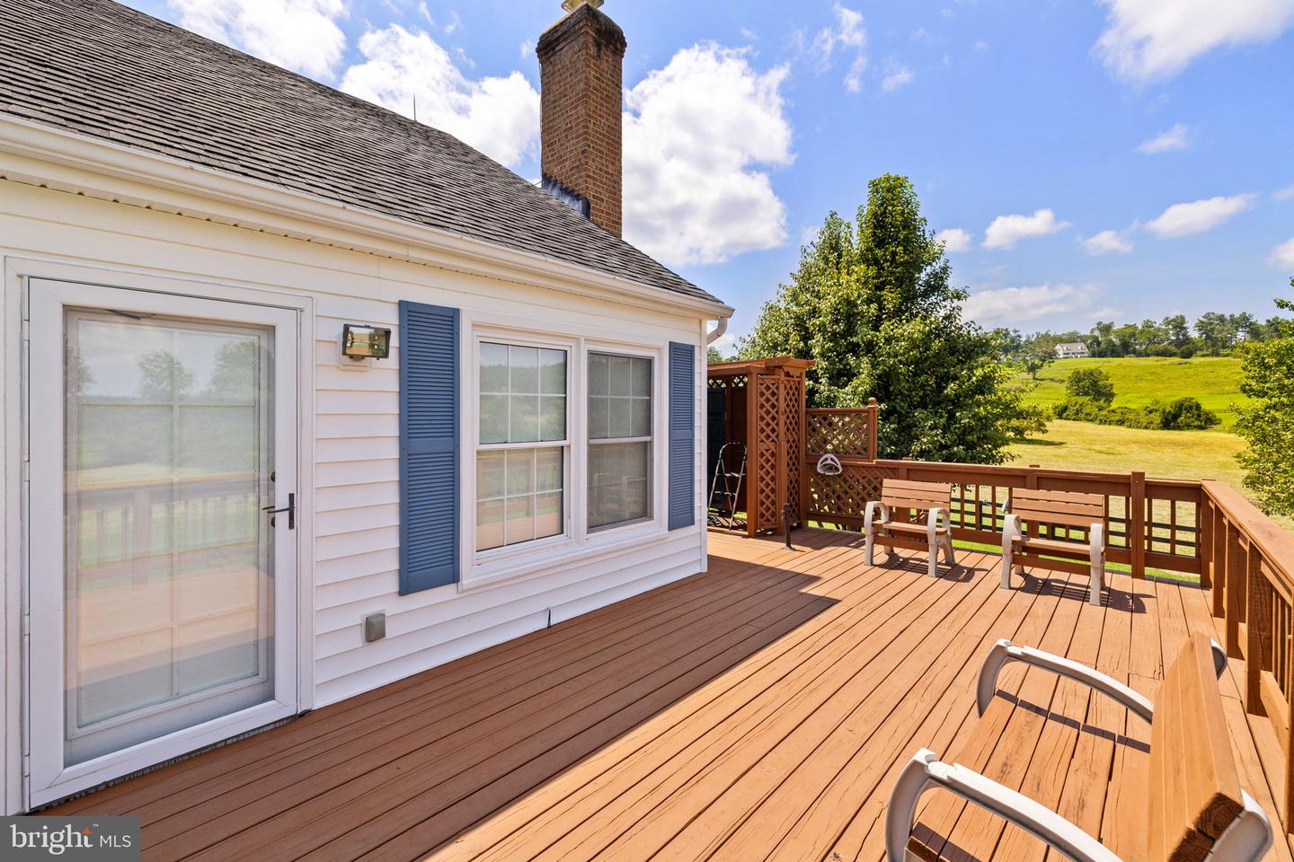 8268 MEADOWS RD, WARRENTON, Virginia 20186, 4 Bedrooms Bedrooms, ,3 BathroomsBathrooms,Residential,For sale,8268 MEADOWS RD,VAFQ2017386 MLS # VAFQ2017386