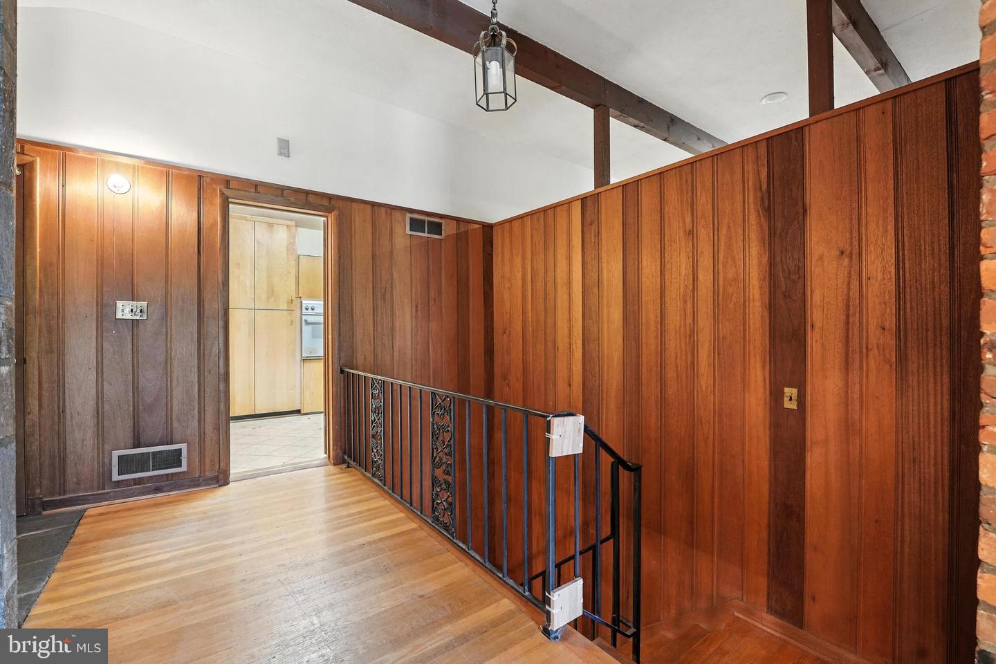 2765 N QUINCY ST, ARLINGTON, Virginia 22207, 4 Bedrooms Bedrooms, ,4 BathroomsBathrooms,Residential,For sale,2765 N QUINCY ST,VAAR2060456 MLS # VAAR2060456