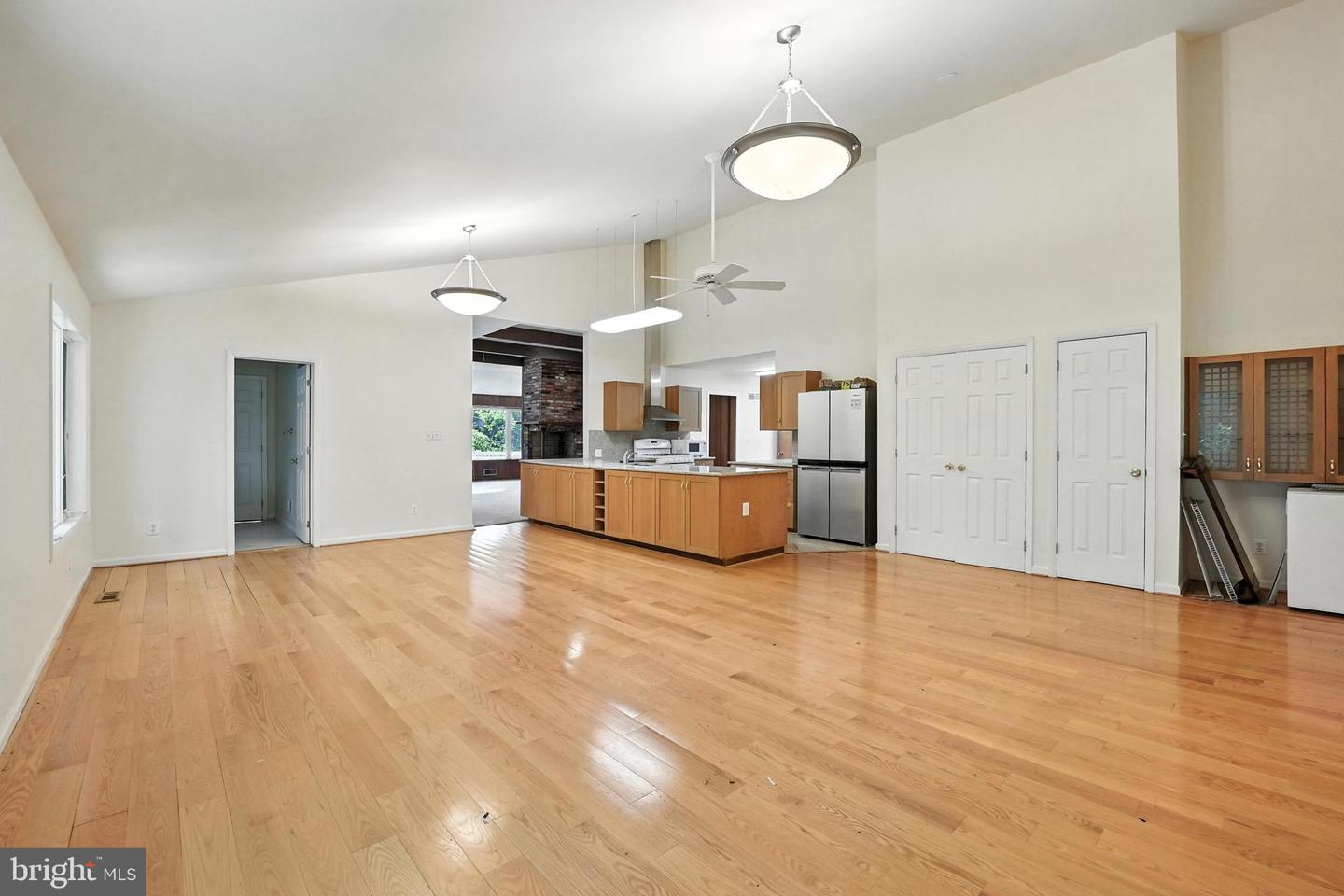 2765 N QUINCY ST, ARLINGTON, Virginia 22207, 4 Bedrooms Bedrooms, ,4 BathroomsBathrooms,Residential,For sale,2765 N QUINCY ST,VAAR2060456 MLS # VAAR2060456