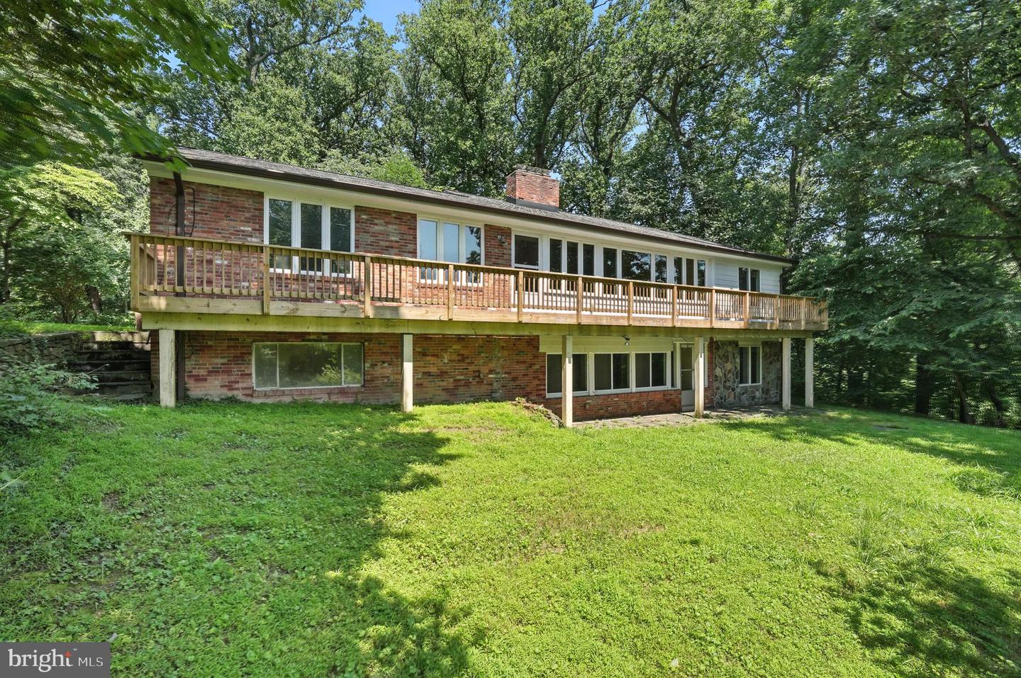 2765 N QUINCY ST, ARLINGTON, Virginia 22207, 4 Bedrooms Bedrooms, ,4 BathroomsBathrooms,Residential,For sale,2765 N QUINCY ST,VAAR2060456 MLS # VAAR2060456