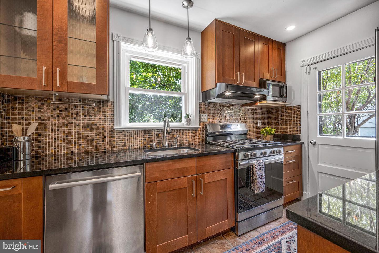 6635 HARLAN PL NW, WASHINGTON, District Of Columbia 20012, 4 Bedrooms Bedrooms, ,2 BathroomsBathrooms,Residential,For sale,6635 HARLAN PL NW,DCDC2209782 MLS # DCDC2209782