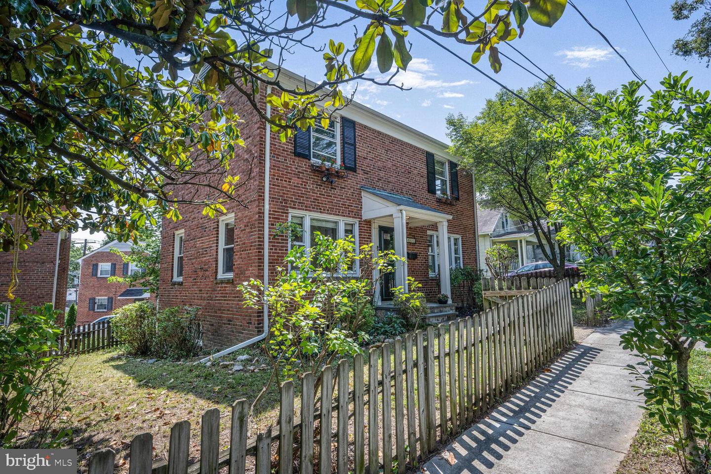 6635 HARLAN PL NW, WASHINGTON, District Of Columbia 20012, 4 Bedrooms Bedrooms, ,2 BathroomsBathrooms,Residential,For sale,6635 HARLAN PL NW,DCDC2209782 MLS # DCDC2209782