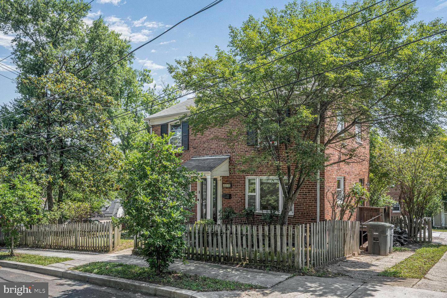 6635 HARLAN PL NW, WASHINGTON, District Of Columbia 20012, 4 Bedrooms Bedrooms, ,2 BathroomsBathrooms,Residential,For sale,6635 HARLAN PL NW,DCDC2209782 MLS # DCDC2209782