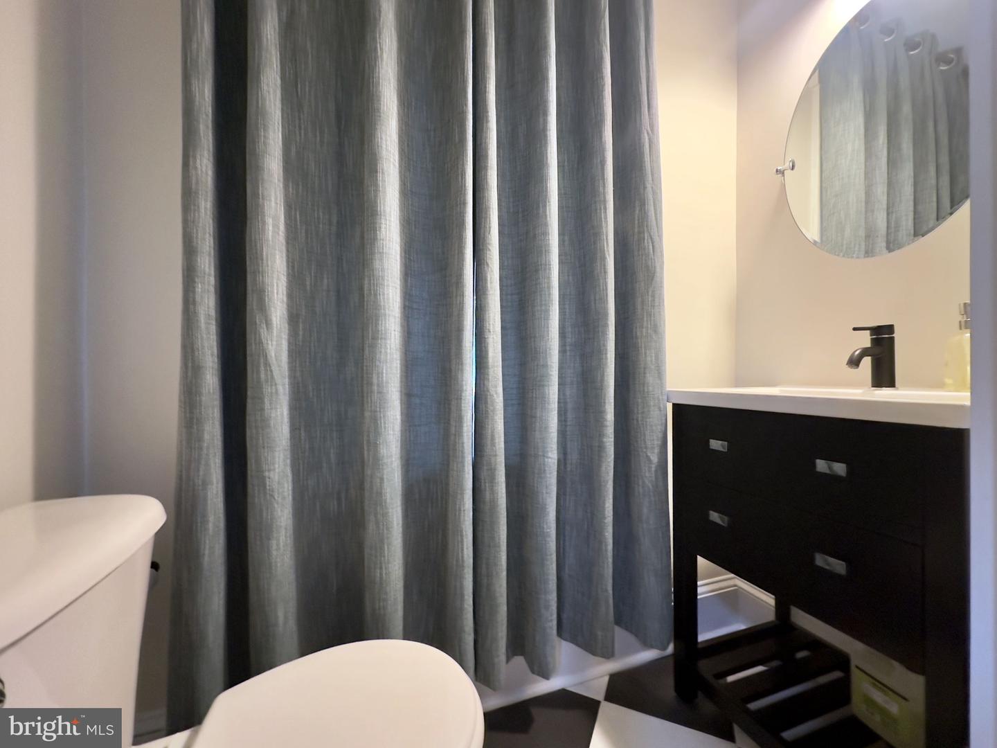 515 WILLIS ST, FREDERICKSBURG, Virginia 22401, 4 Bedrooms Bedrooms, ,3 BathroomsBathrooms,Residential,For sale,515 WILLIS ST,VAFB2008568 MLS # VAFB2008568