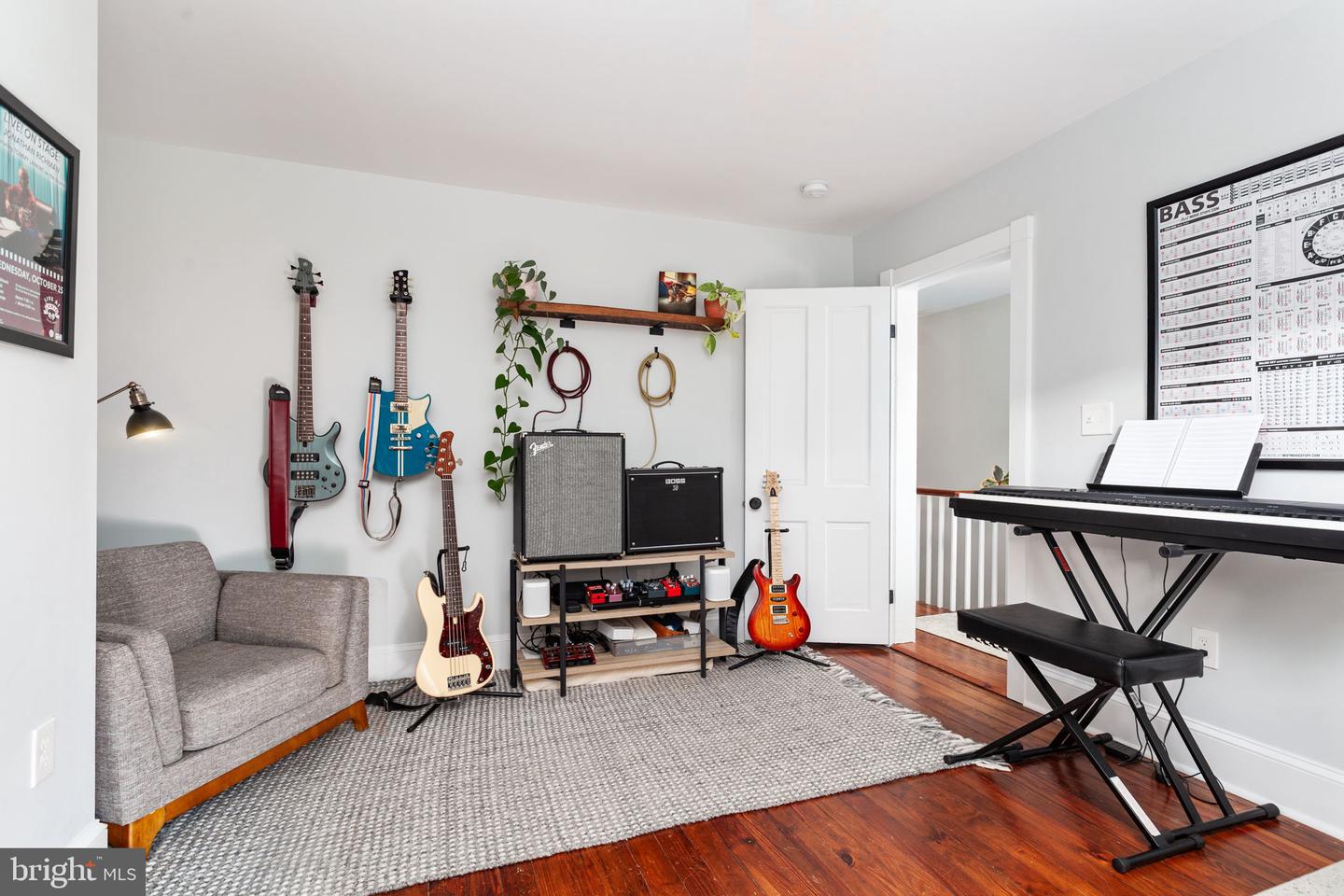 515 WILLIS ST, FREDERICKSBURG, Virginia 22401, 4 Bedrooms Bedrooms, ,3 BathroomsBathrooms,Residential,For sale,515 WILLIS ST,VAFB2008568 MLS # VAFB2008568