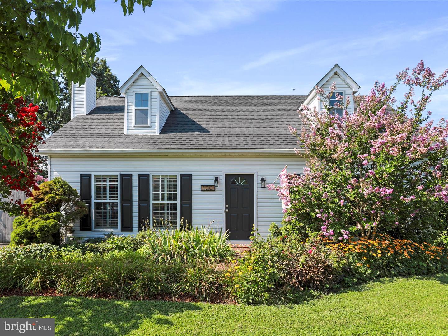 100 LLOYDS RD, WINCHESTER, Virginia 22602, 4 Bedrooms Bedrooms, ,2 BathroomsBathrooms,Residential,For sale,100 LLOYDS RD,VAFV2035438 MLS # VAFV2035438