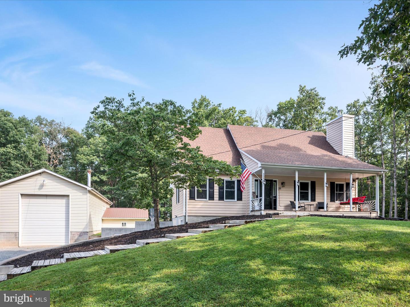451 SHERANDO LN, STEPHENS CITY, Virginia 22655, 3 Bedrooms Bedrooms, 8 Rooms Rooms,2 BathroomsBathrooms,Residential,For sale,451 SHERANDO LN,VAFV2035452 MLS # VAFV2035452