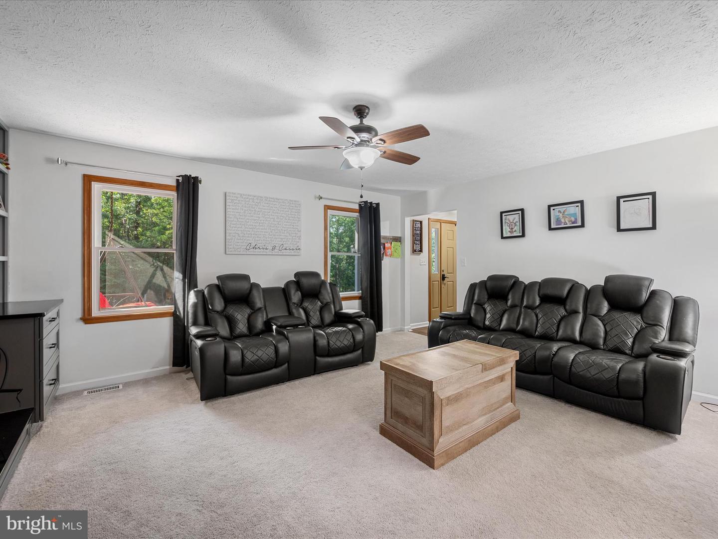 451 SHERANDO LN, STEPHENS CITY, Virginia 22655, 3 Bedrooms Bedrooms, 8 Rooms Rooms,2 BathroomsBathrooms,Residential,For sale,451 SHERANDO LN,VAFV2035452 MLS # VAFV2035452