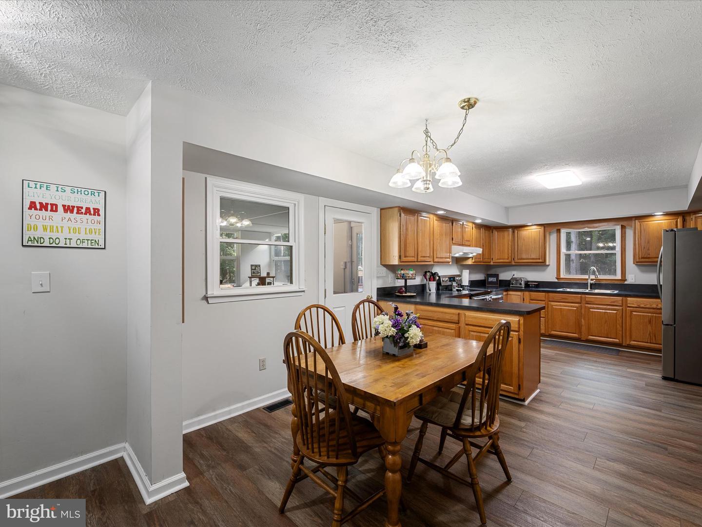 451 SHERANDO LN, STEPHENS CITY, Virginia 22655, 3 Bedrooms Bedrooms, 8 Rooms Rooms,2 BathroomsBathrooms,Residential,For sale,451 SHERANDO LN,VAFV2035452 MLS # VAFV2035452