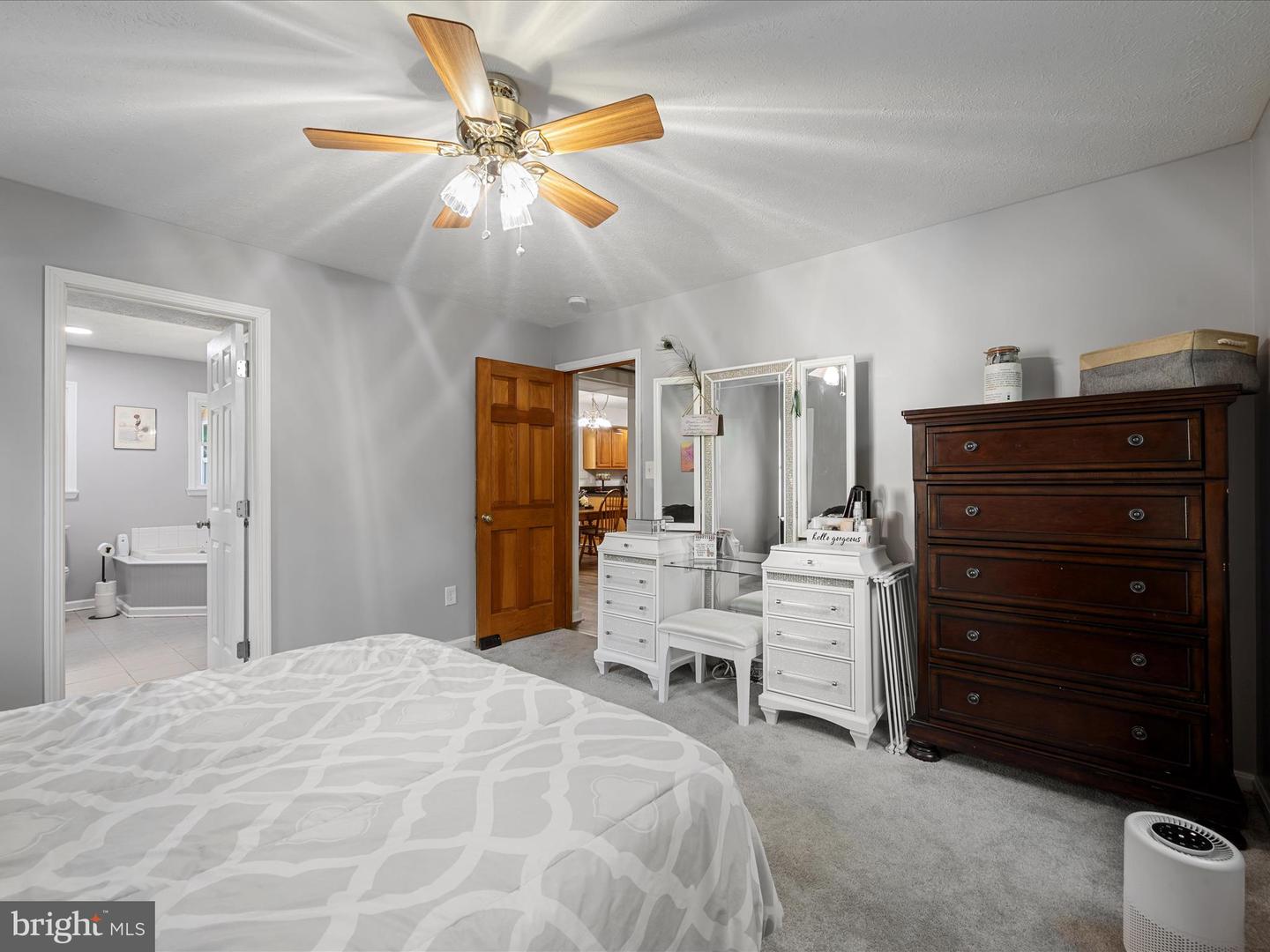 451 SHERANDO LN, STEPHENS CITY, Virginia 22655, 3 Bedrooms Bedrooms, 8 Rooms Rooms,2 BathroomsBathrooms,Residential,For sale,451 SHERANDO LN,VAFV2035452 MLS # VAFV2035452