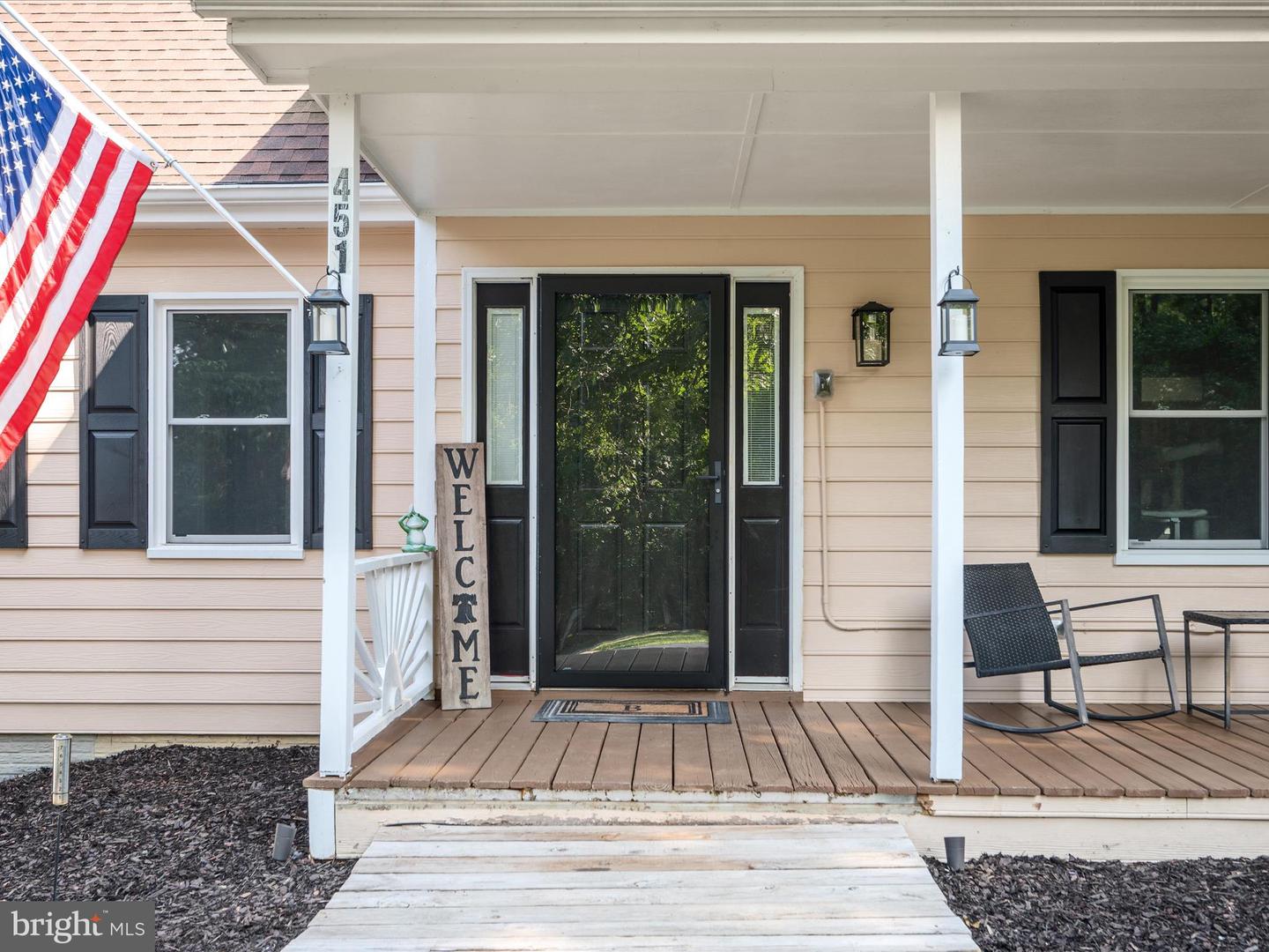 451 SHERANDO LN, STEPHENS CITY, Virginia 22655, 3 Bedrooms Bedrooms, 8 Rooms Rooms,2 BathroomsBathrooms,Residential,For sale,451 SHERANDO LN,VAFV2035452 MLS # VAFV2035452