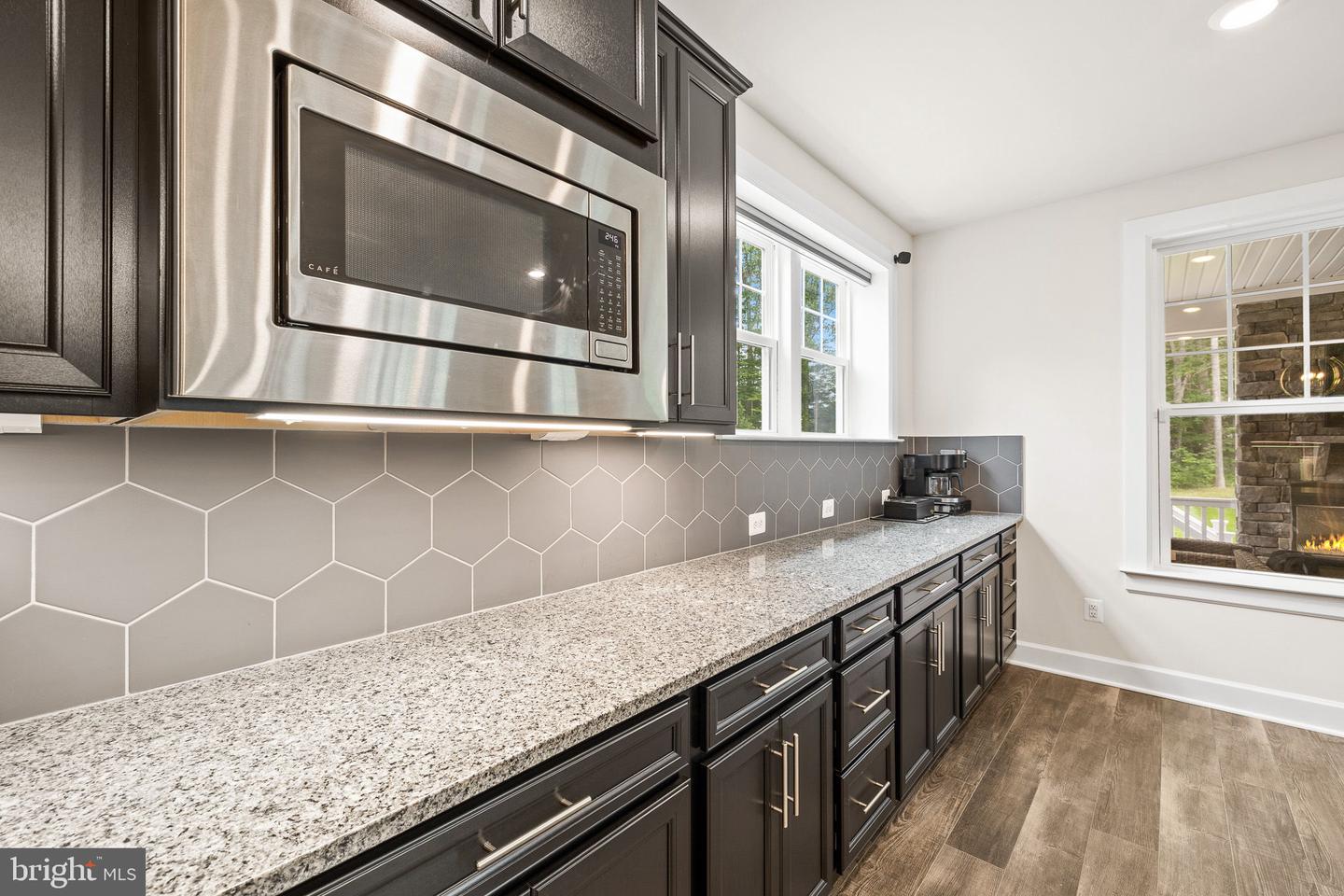 7051 SAINT HILL CT, HAYMARKET, Virginia 20169, 5 Bedrooms Bedrooms, 6 Rooms Rooms,6 BathroomsBathrooms,Residential,For sale,7051 SAINT HILL CT,VAPW2099184 MLS # VAPW2099184