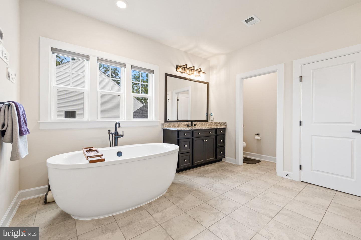 7051 SAINT HILL CT, HAYMARKET, Virginia 20169, 5 Bedrooms Bedrooms, 6 Rooms Rooms,6 BathroomsBathrooms,Residential,For sale,7051 SAINT HILL CT,VAPW2099184 MLS # VAPW2099184