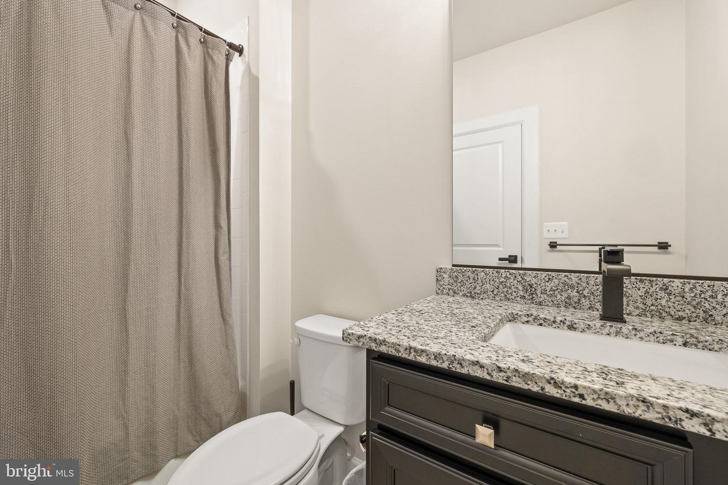 7051 SAINT HILL CT, HAYMARKET, Virginia 20169, 5 Bedrooms Bedrooms, 6 Rooms Rooms,6 BathroomsBathrooms,Residential,For sale,7051 SAINT HILL CT,VAPW2099184 MLS # VAPW2099184