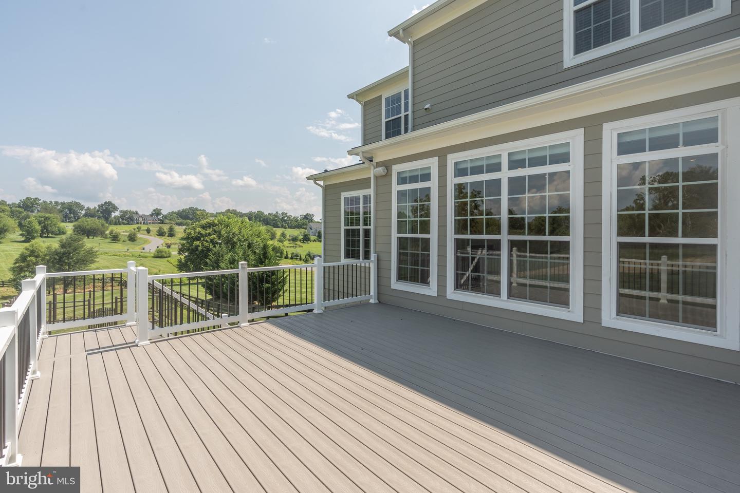 15731 ELSIE VIRGINIA PL, WATERFORD, Virginia 20197, 4 Bedrooms Bedrooms, ,4 BathroomsBathrooms,Residential,For sale,15731 ELSIE VIRGINIA PL,VALO2102428 MLS # VALO2102428