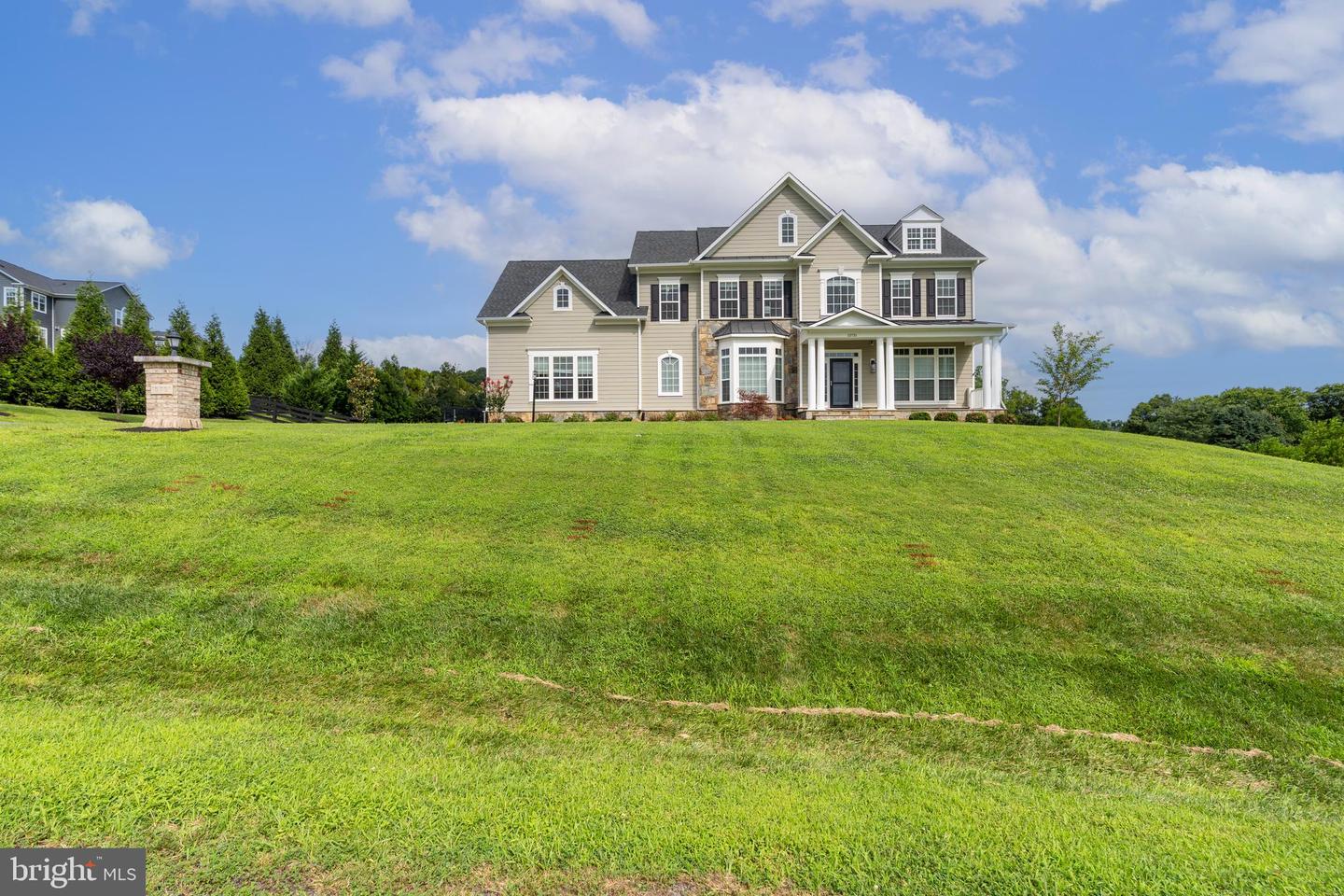15731 ELSIE VIRGINIA PL, WATERFORD, Virginia 20197, 4 Bedrooms Bedrooms, ,4 BathroomsBathrooms,Residential,For sale,15731 ELSIE VIRGINIA PL,VALO2102428 MLS # VALO2102428