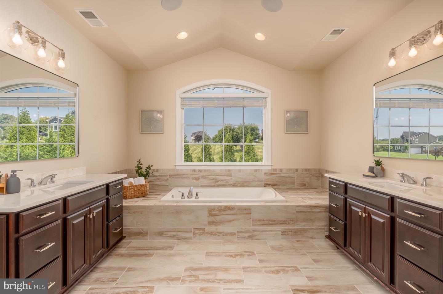 15731 ELSIE VIRGINIA PL, WATERFORD, Virginia 20197, 4 Bedrooms Bedrooms, ,4 BathroomsBathrooms,Residential,For sale,15731 ELSIE VIRGINIA PL,VALO2102428 MLS # VALO2102428